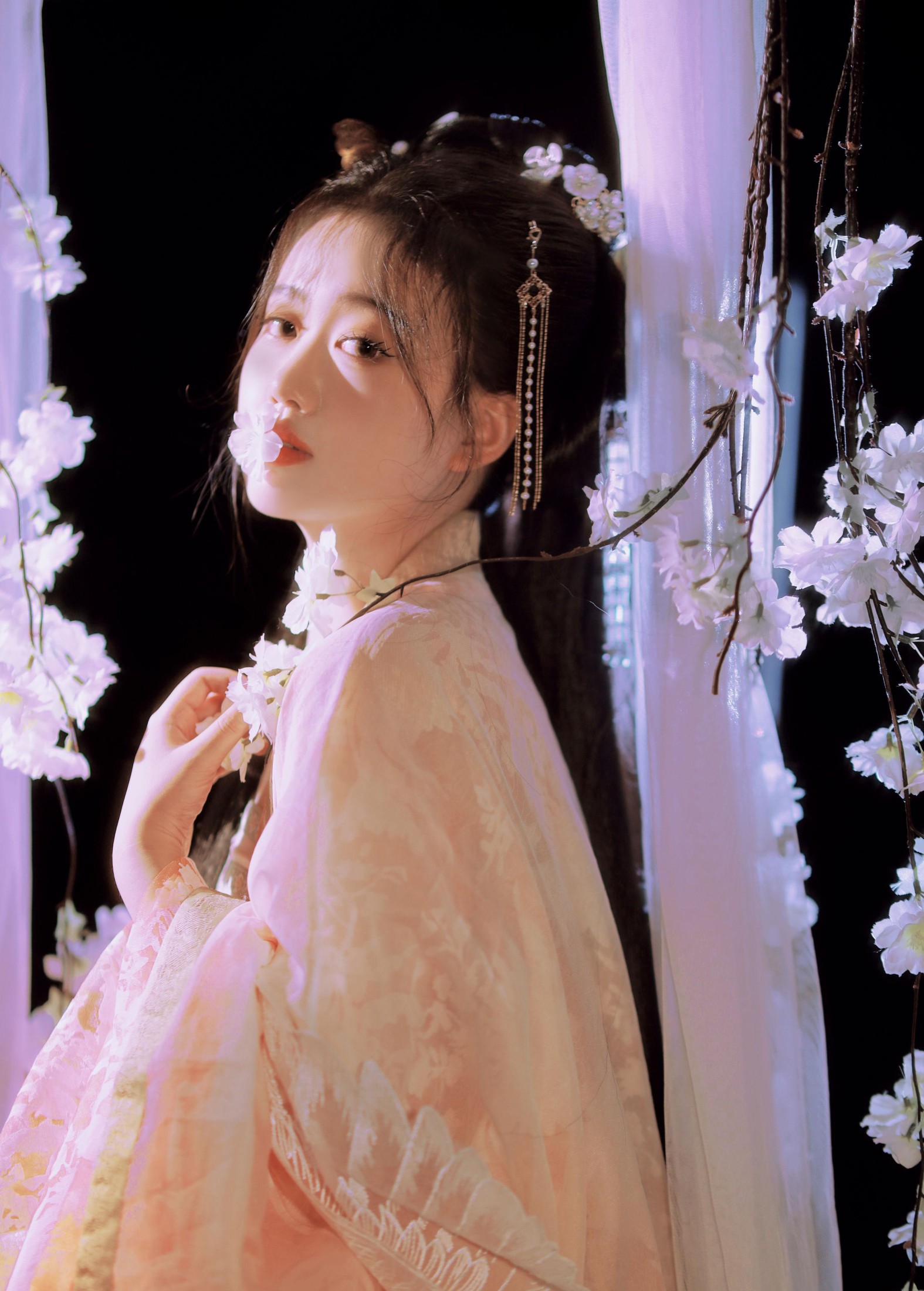 栀 – 《栀之语》[13P]