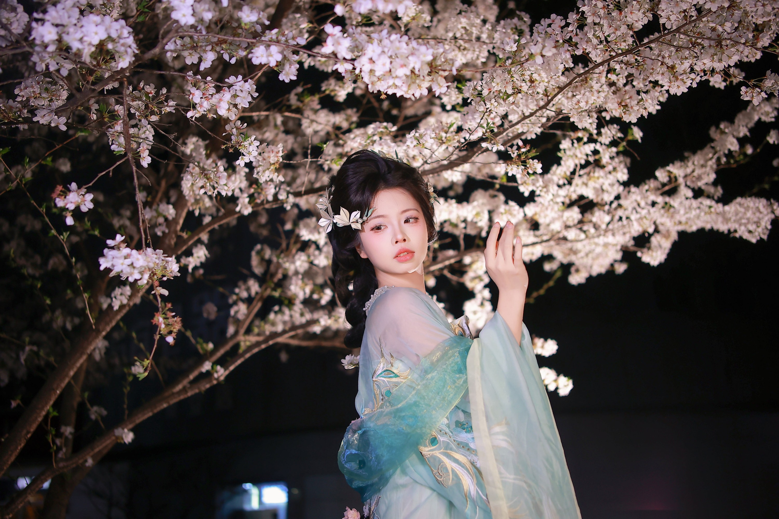 肥肥 – 《樱花与少女》[15P]