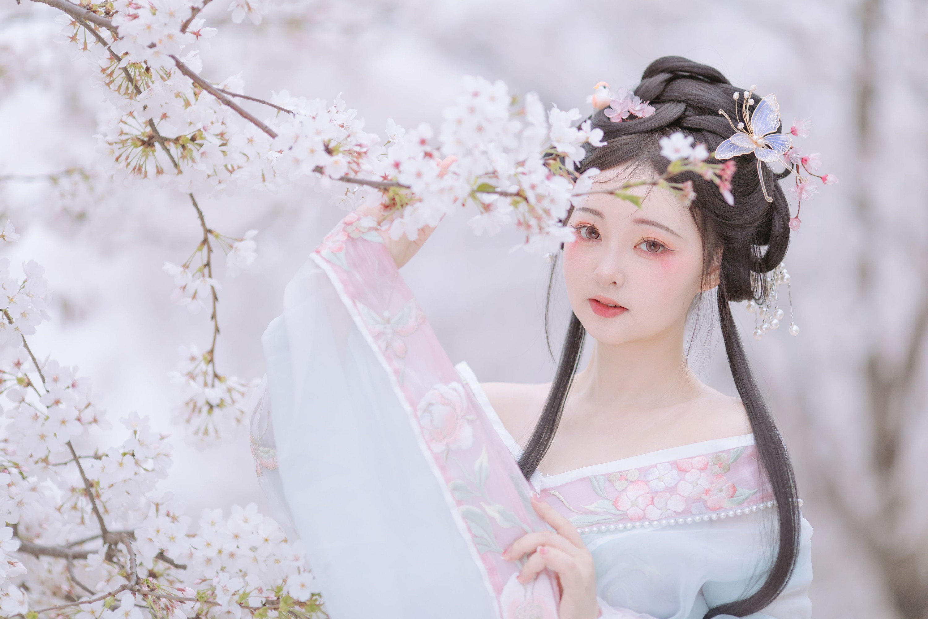 荣小兔头 – 《小花仙》[18P]