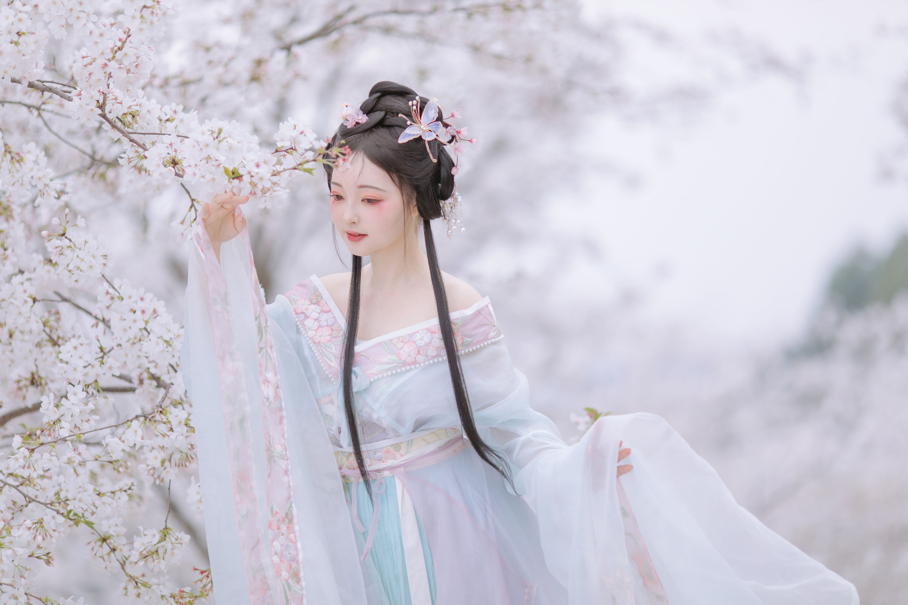 荣小兔头 – 《小花仙》[18P]