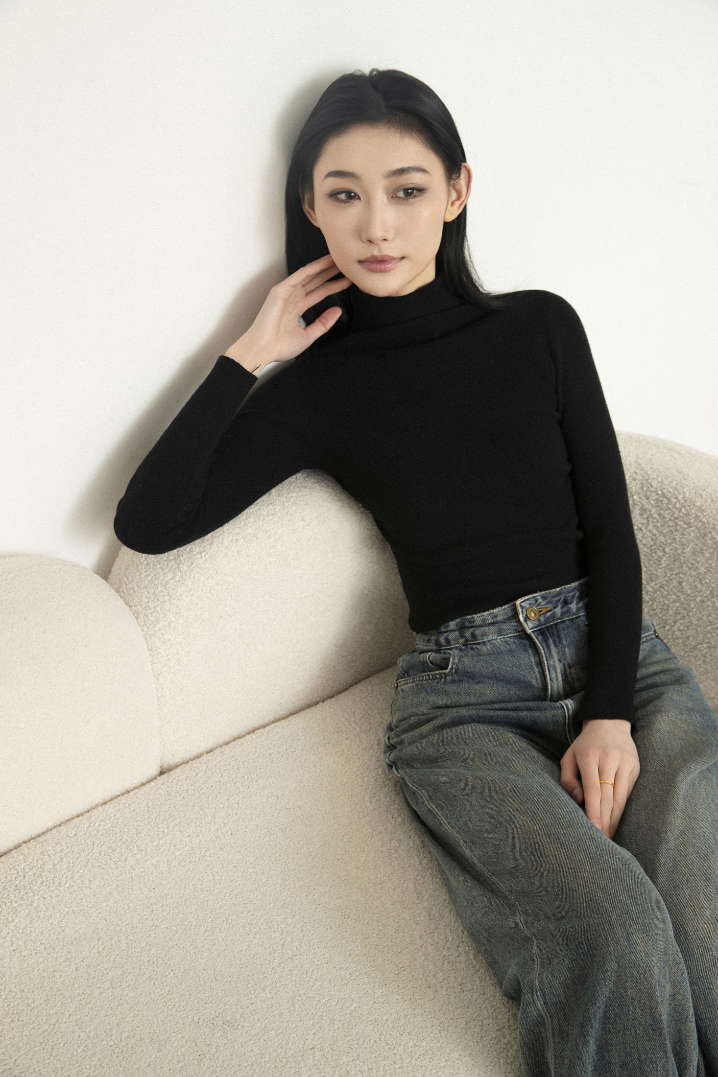 PENG – 《黑色毛衣》[24P]