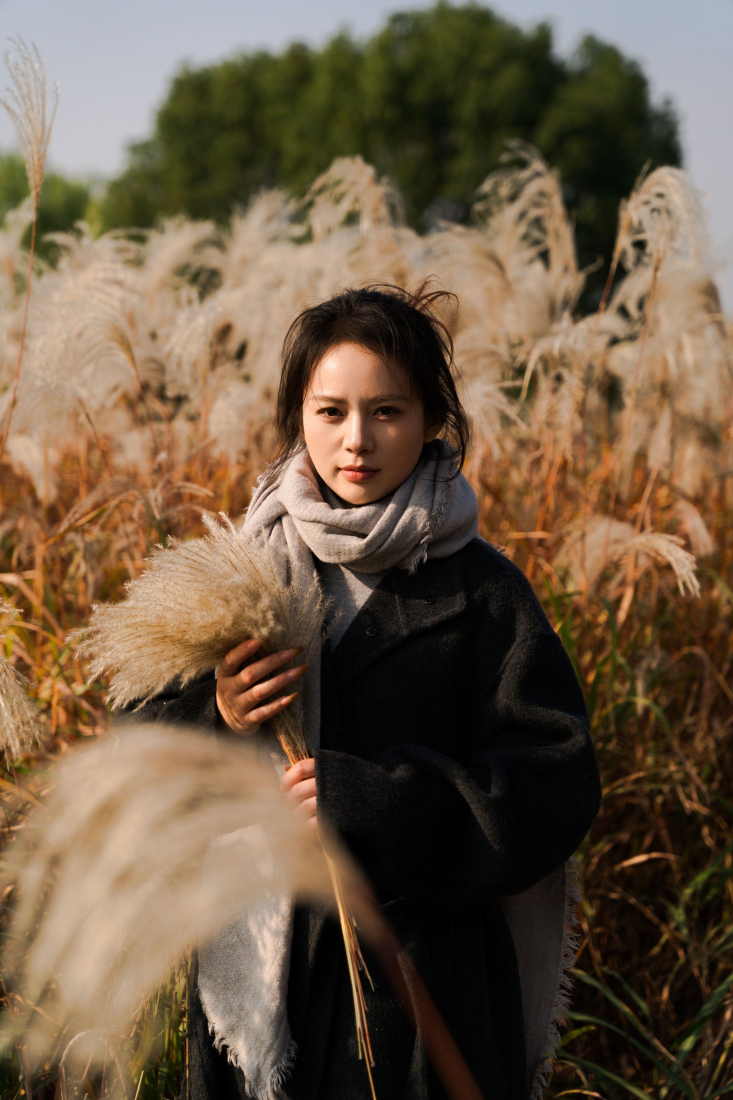 竹官 – 《秋日芦苇荡电影感写真》[13P]