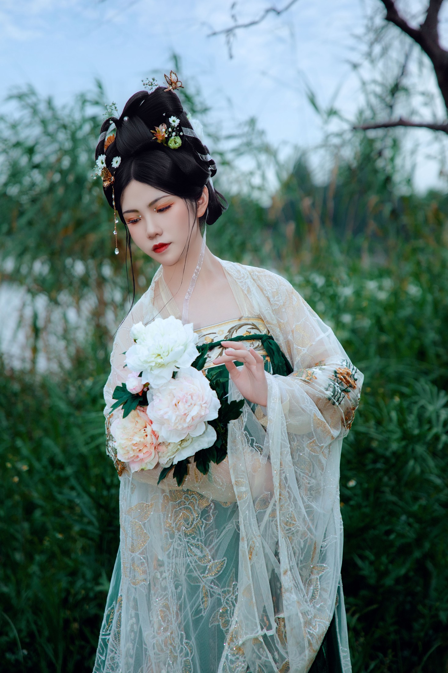 胖头鱼 – 《烟雨入江南》[18P]