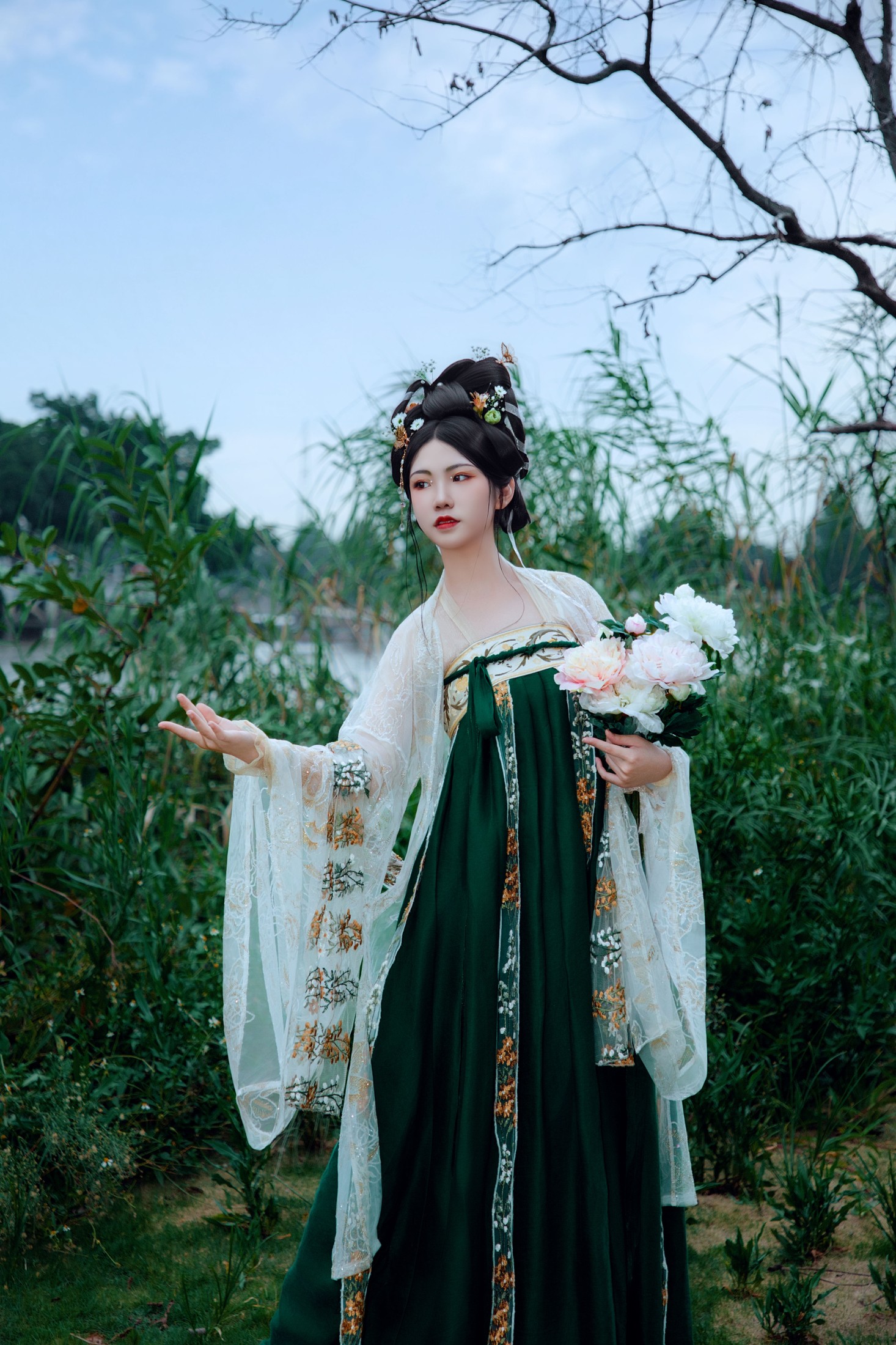 胖头鱼 – 《烟雨入江南》[18P]