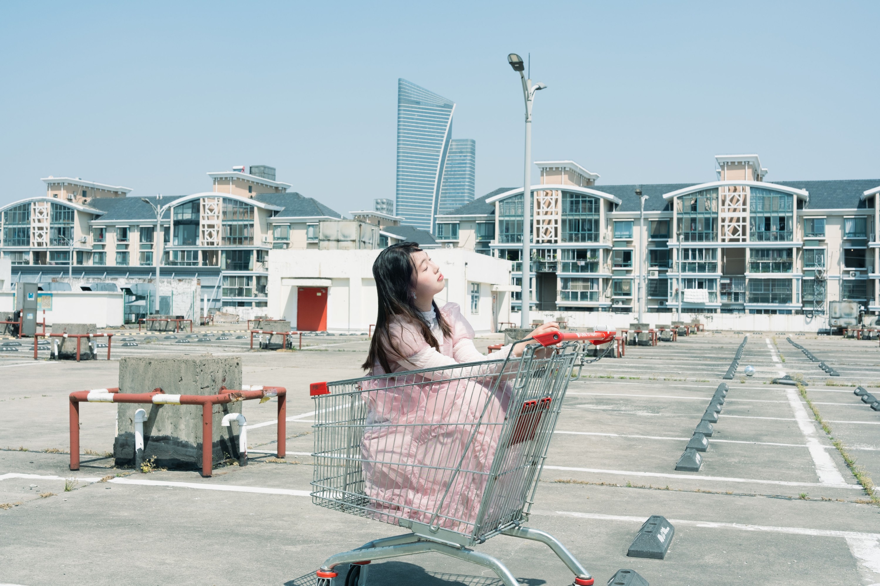 粉色少女 – 《天台邂逅 | 日系少女的梦幻诗篇》[21P]