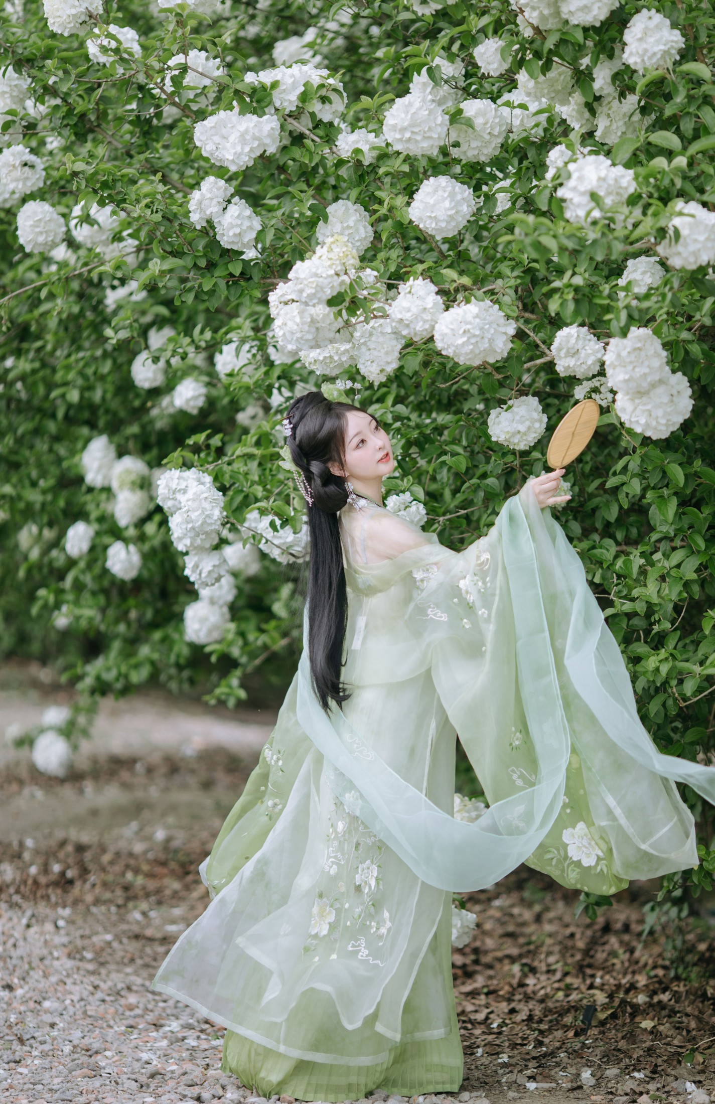 荣小兔头 – 《邻家有女》[17P]