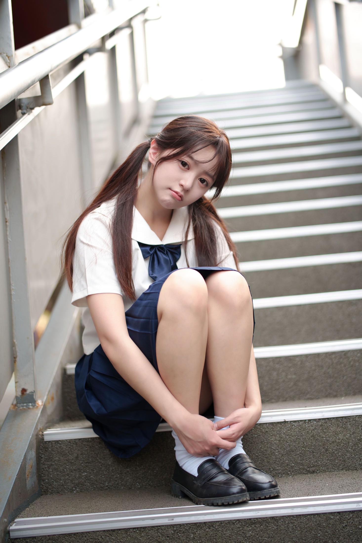 小亿 – 《初夏的烂漫》[48P]