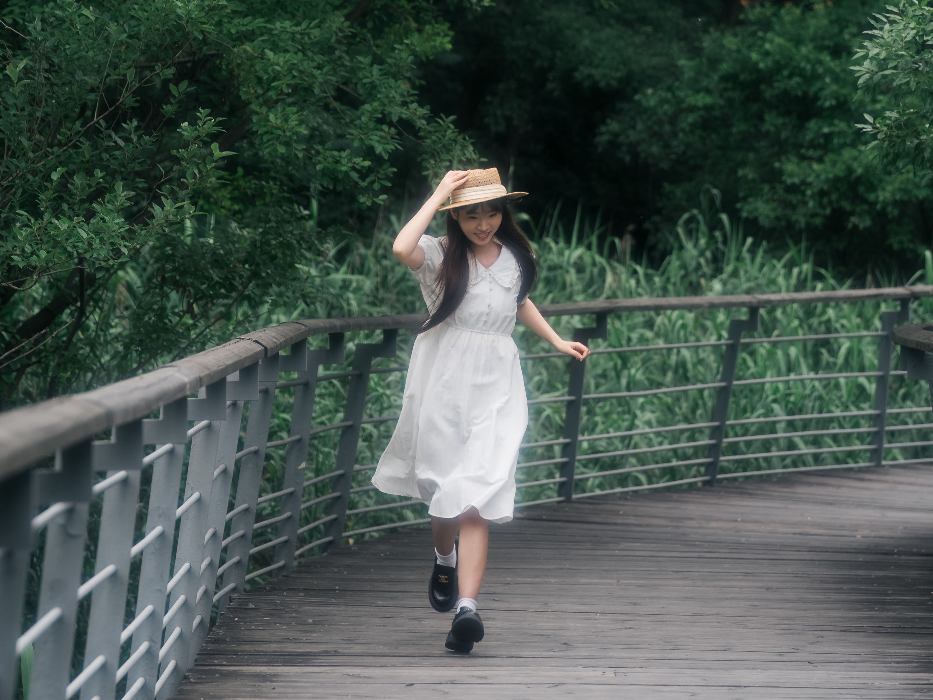 夏了个夏天 – 《快乐就像蝴蝶一样短暂停留》[15P]