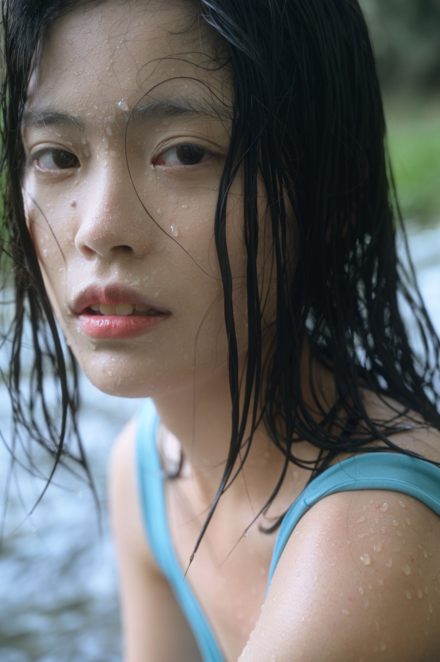 i人凌凌七 – 《潺潺流水》[13P]