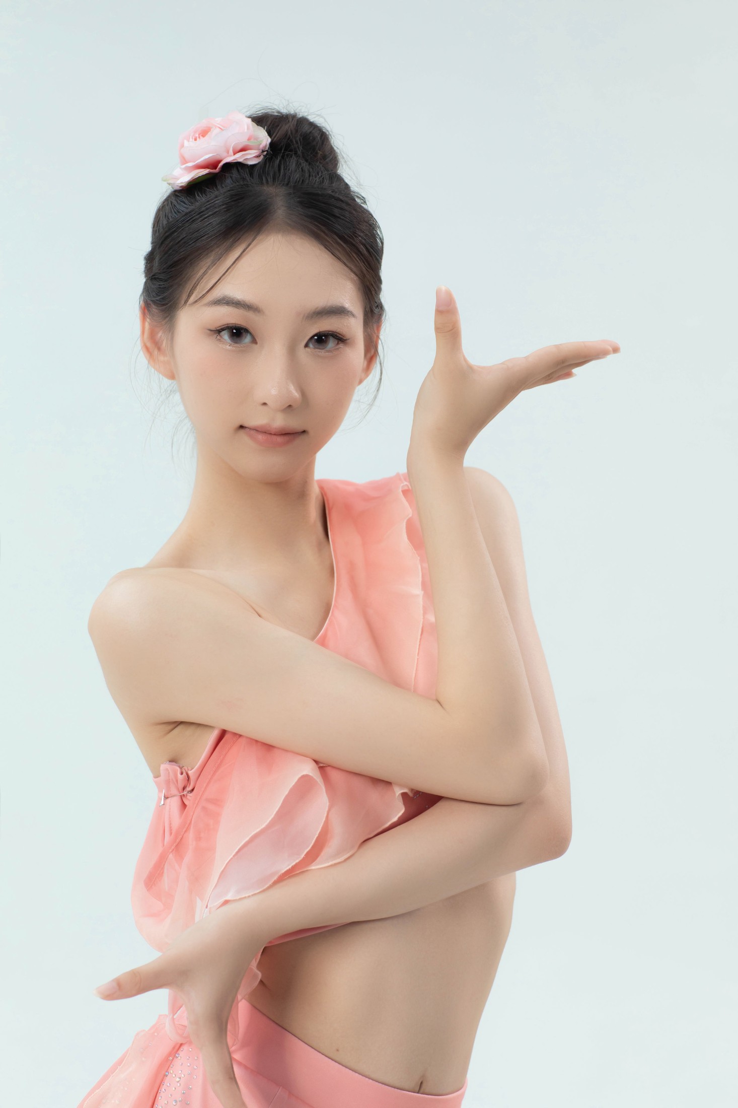 小桃儿酱 – 《跳傣舞的少女》[16P]