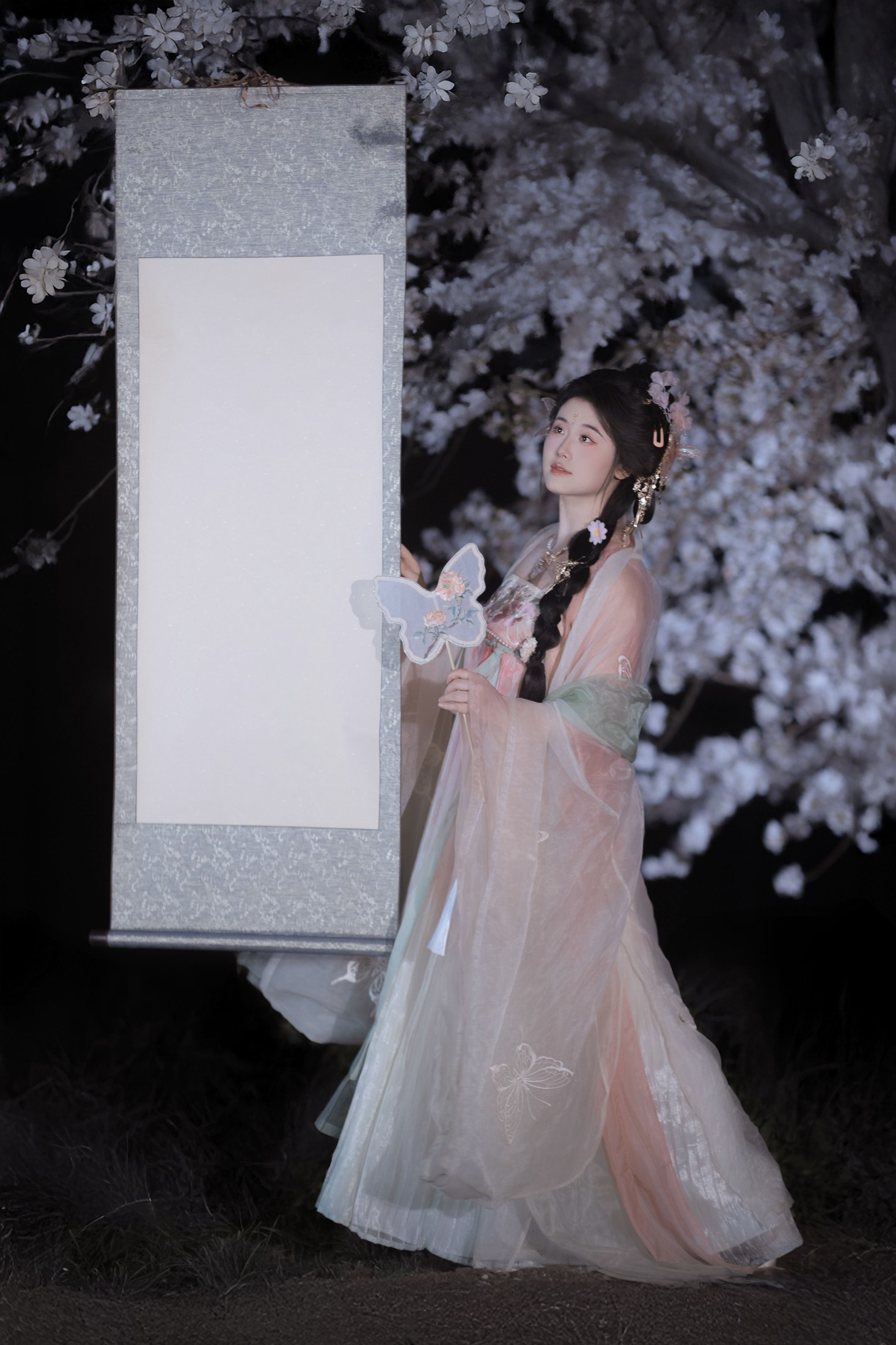 春夜赏樱