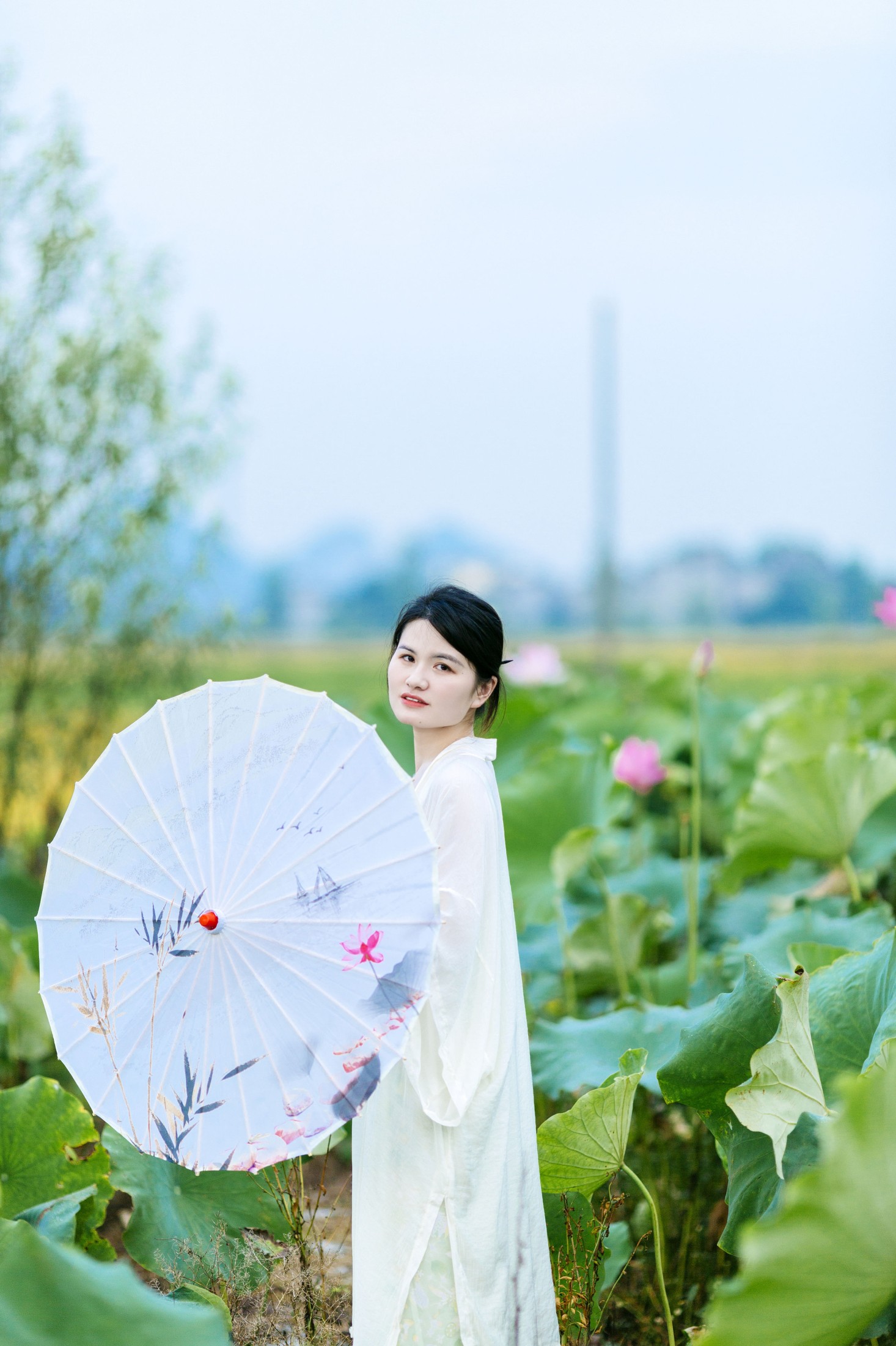 潘潘 – 《春有百花夏有荷》[14P]