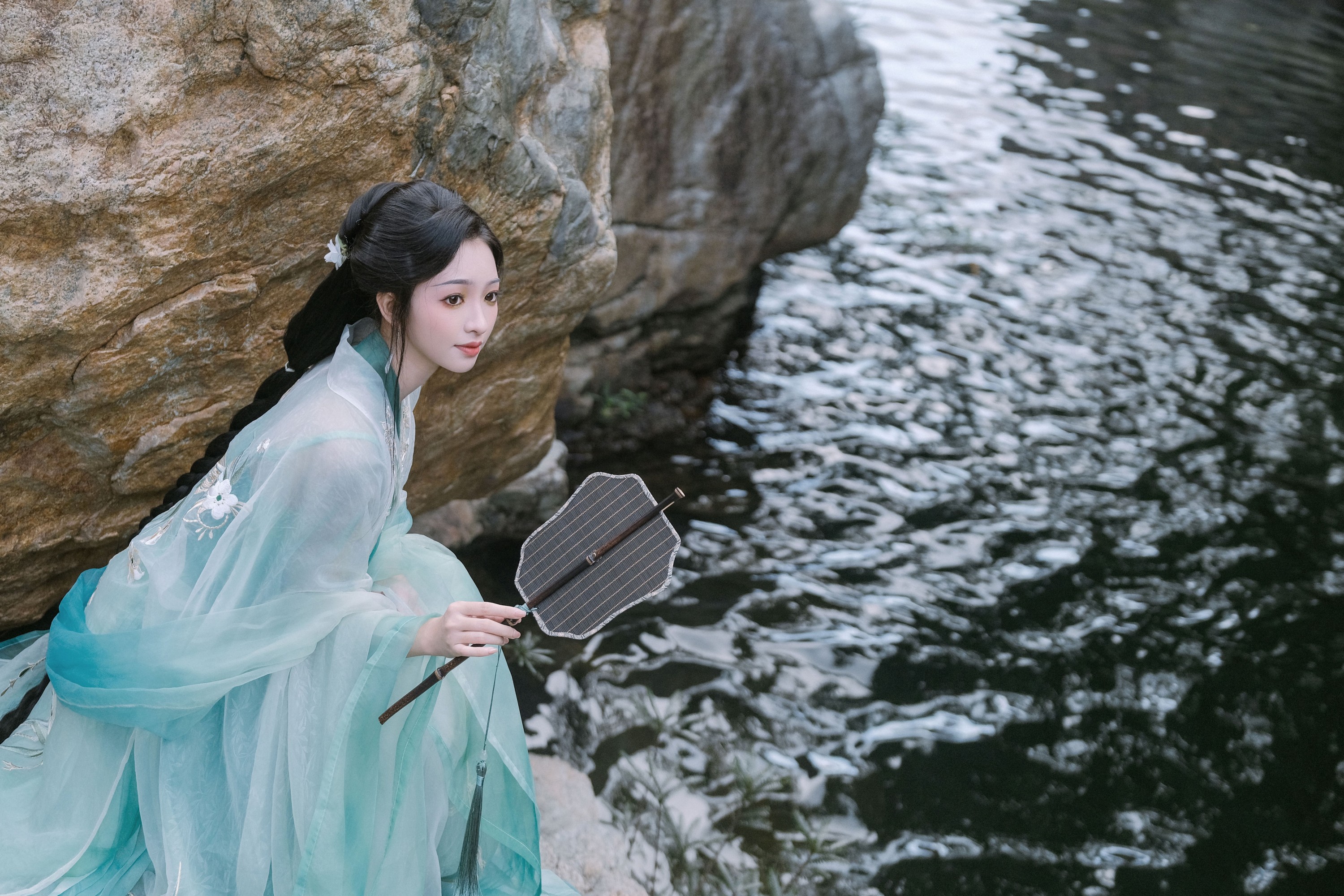 秋咪睡大觉 – 《仙女潭》[16P]