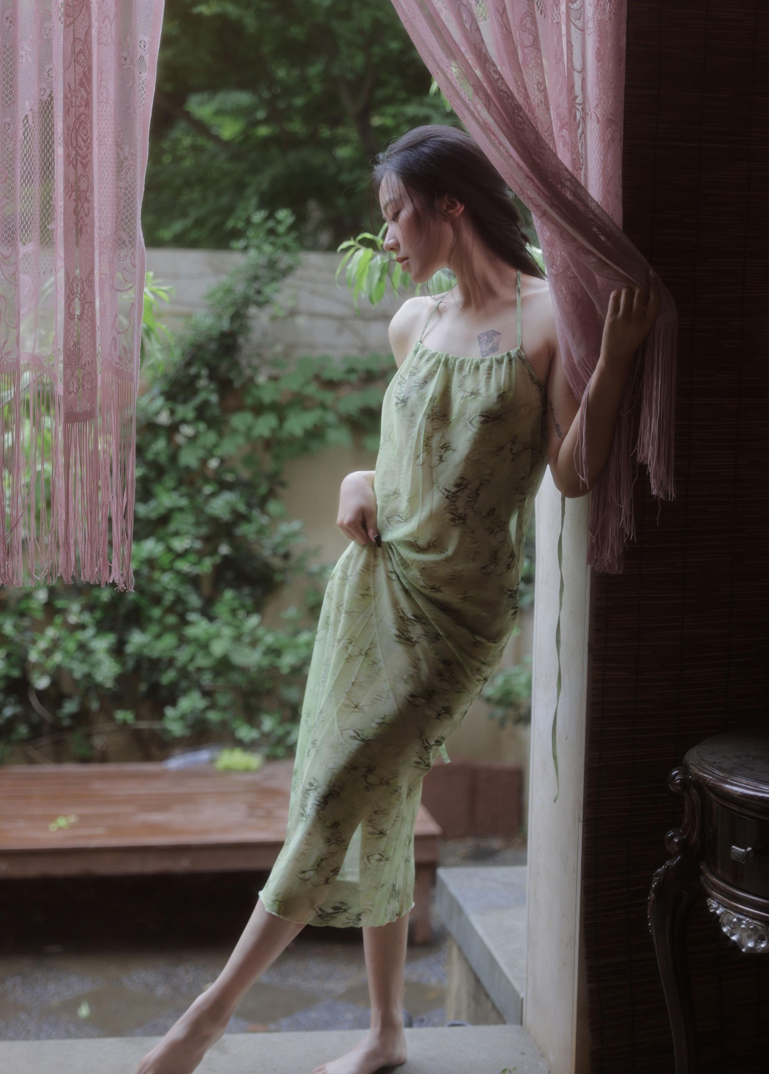 duo朵 – 《夏日青提》[28P]