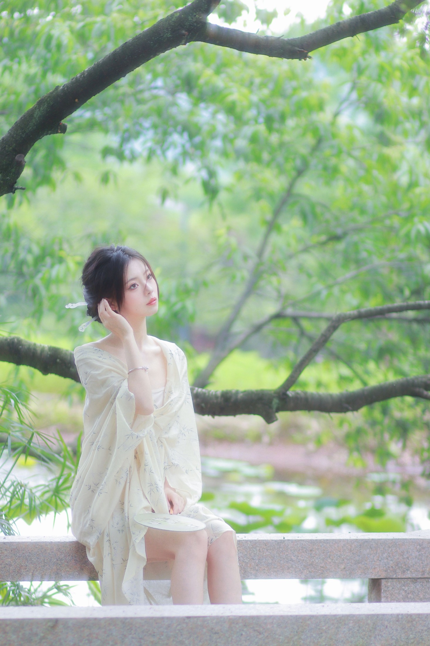 鹿离 – 《清冷感新中式～初夏的绿意》[14P]