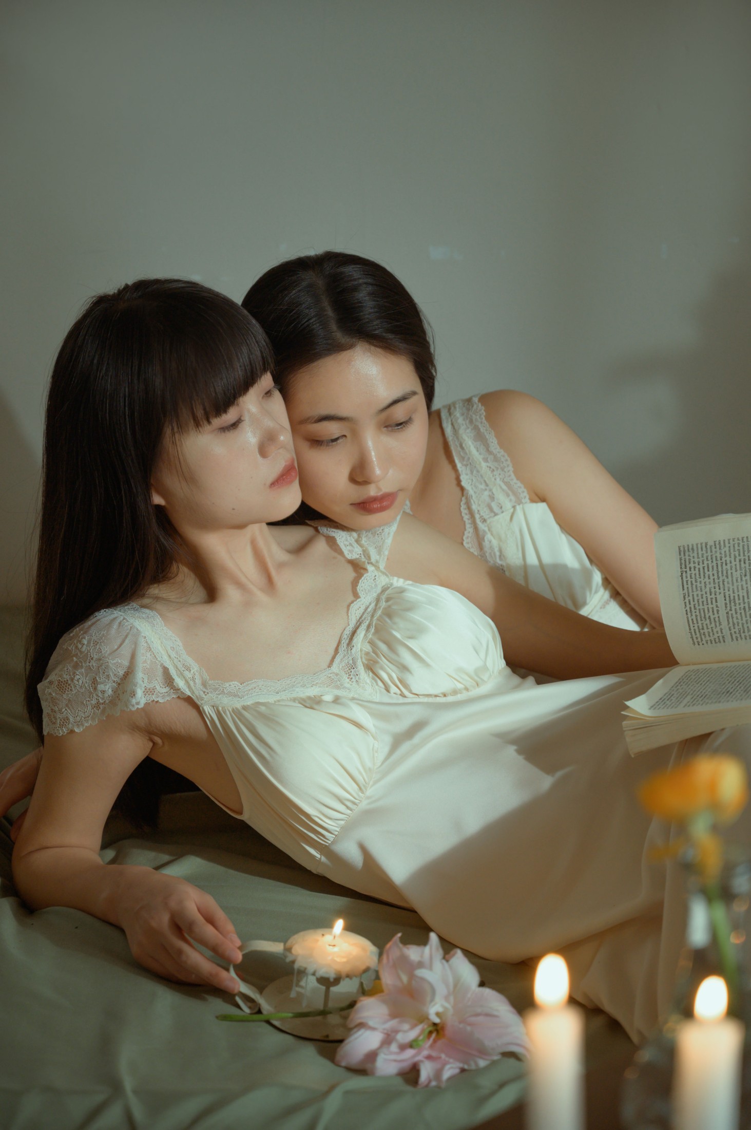 半个月亮 阿梦的虎牙 – 《在每个孤独的瞬息与你相望》[16P]