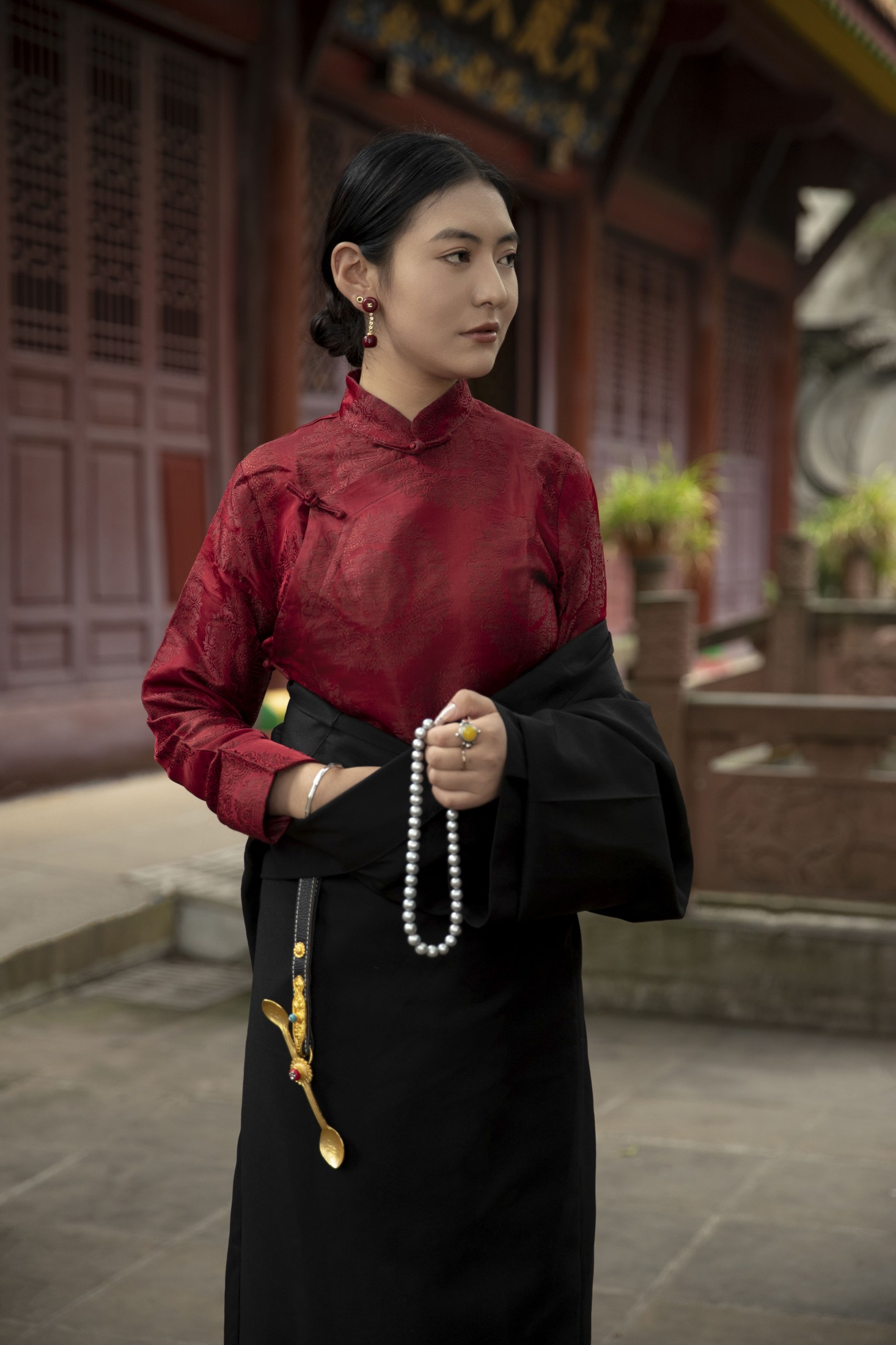 觉热 – 《藏族女孩》[27P]