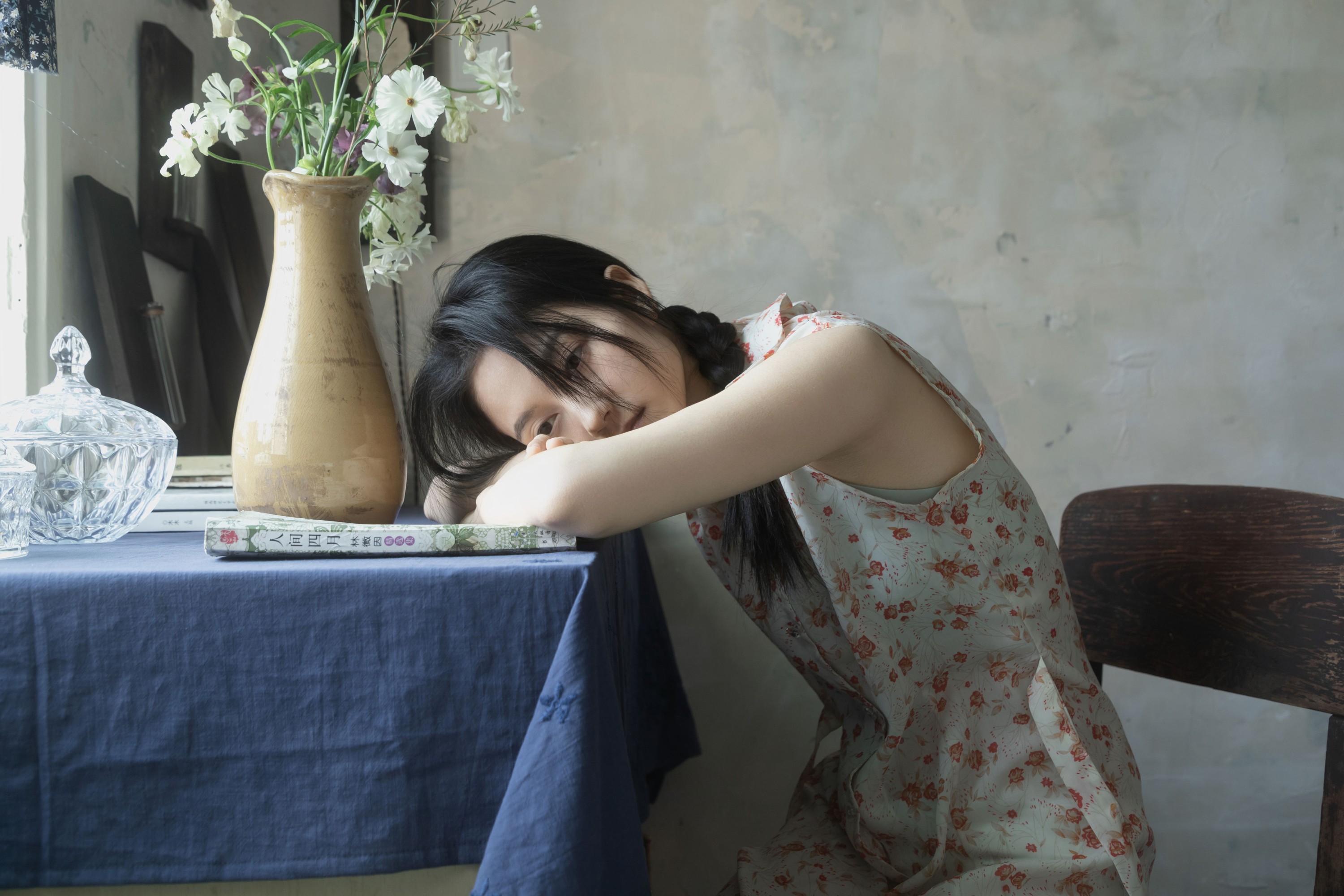 梦懿 – 《老房子的阴天》[28P]