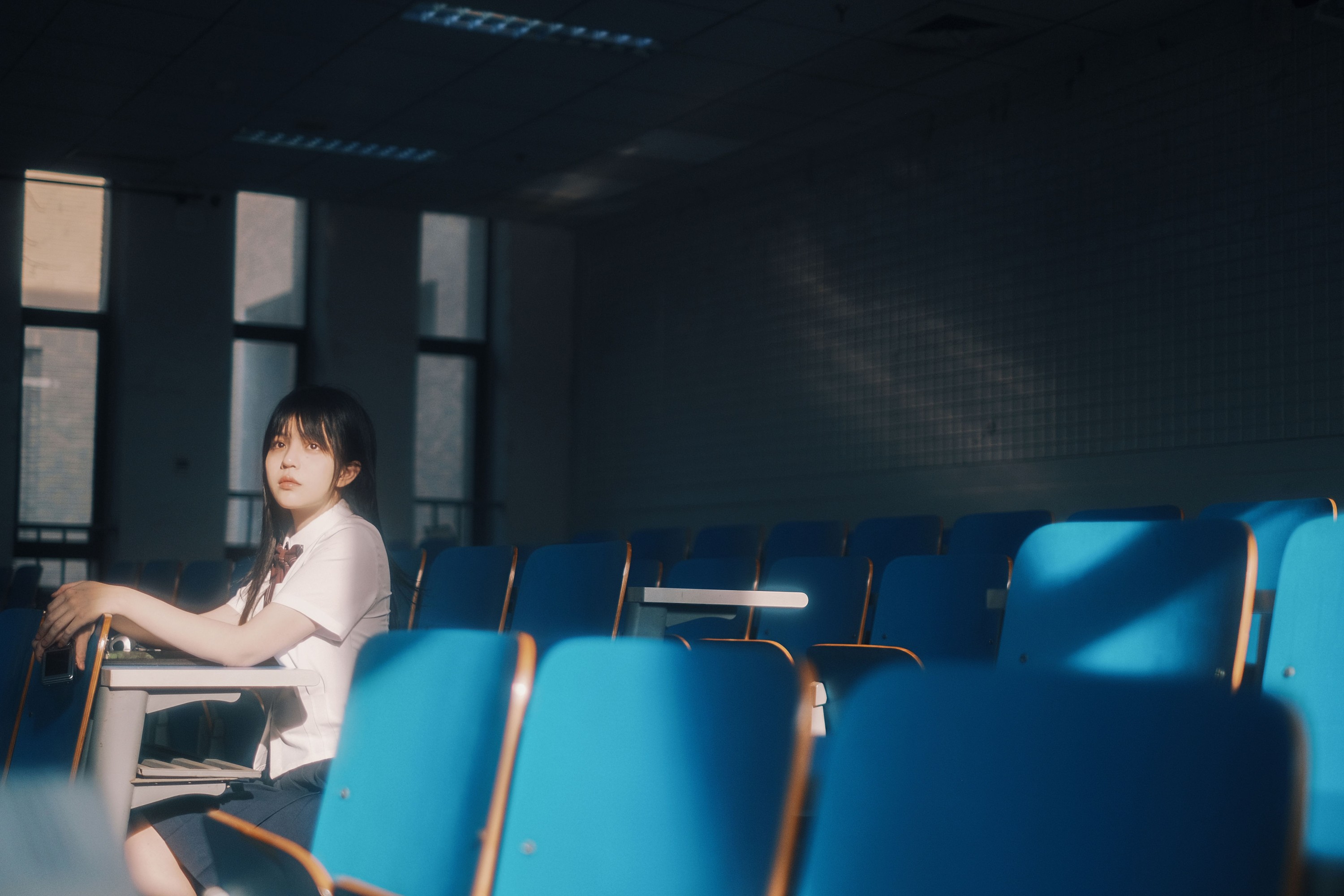 芝士打人 – 《走廊回响》[18P]