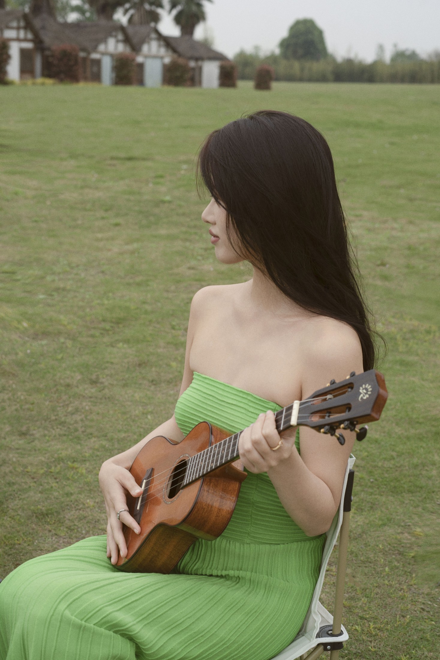 Chenaling_CL – 《Ukulele》[24P]