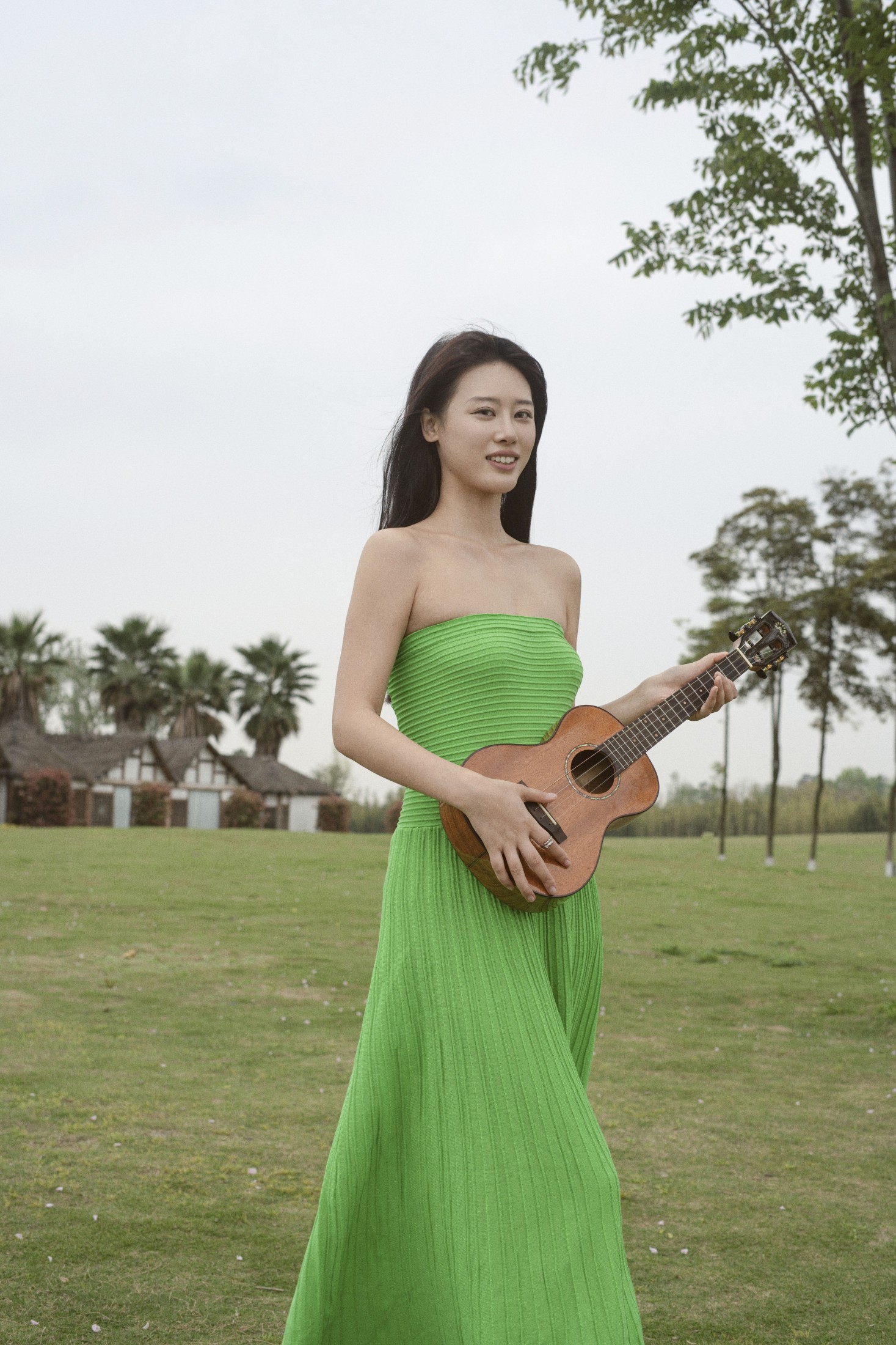 Chenaling_CL – 《Ukulele》[24P]