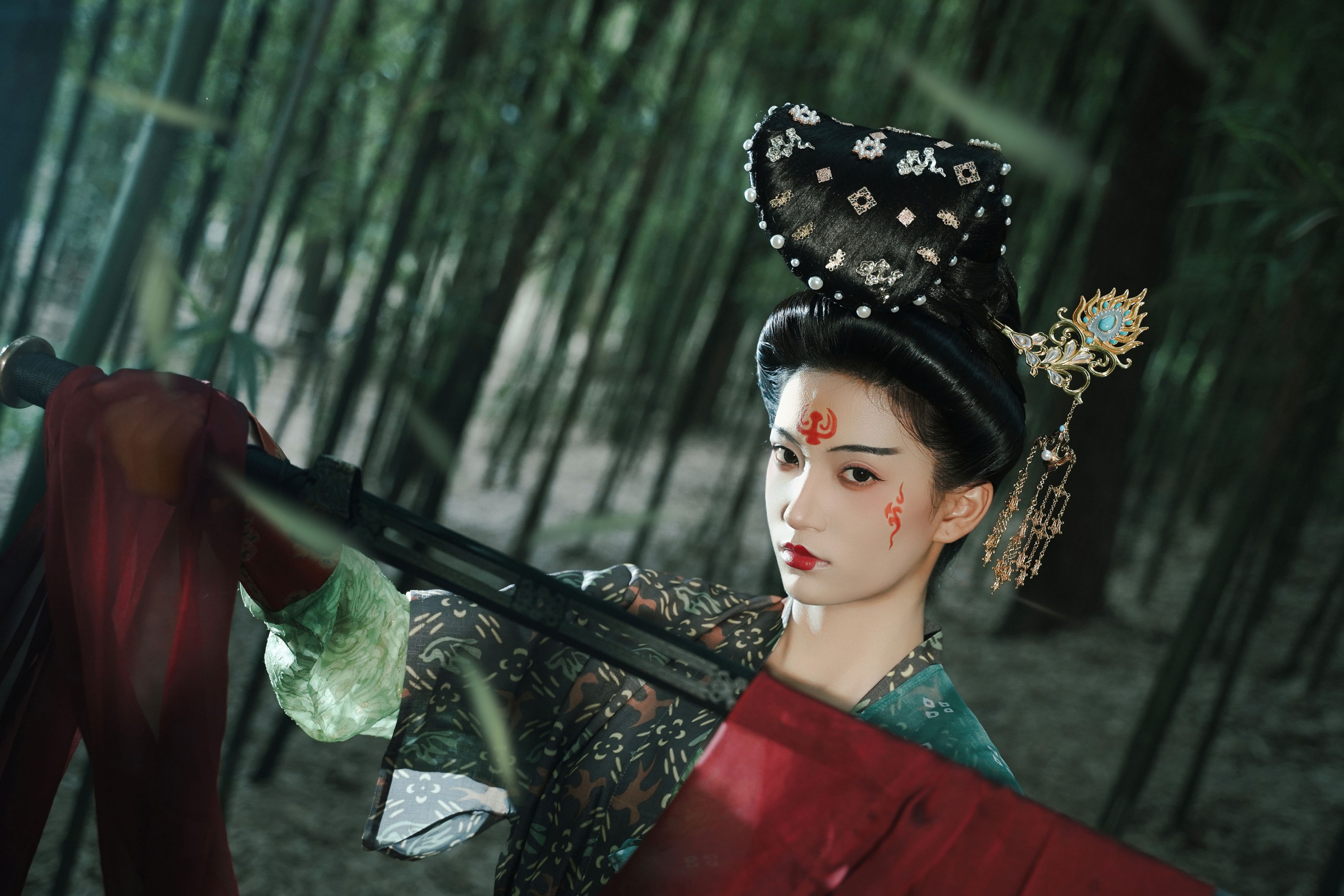 野心比美貌更锋利