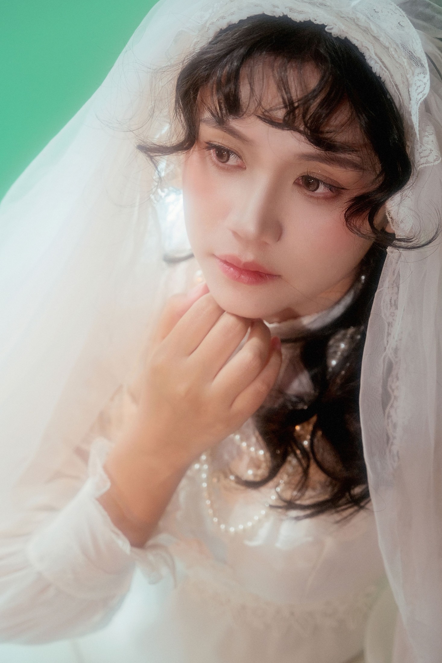 钟灵 – 《复古婚纱》[27P]
