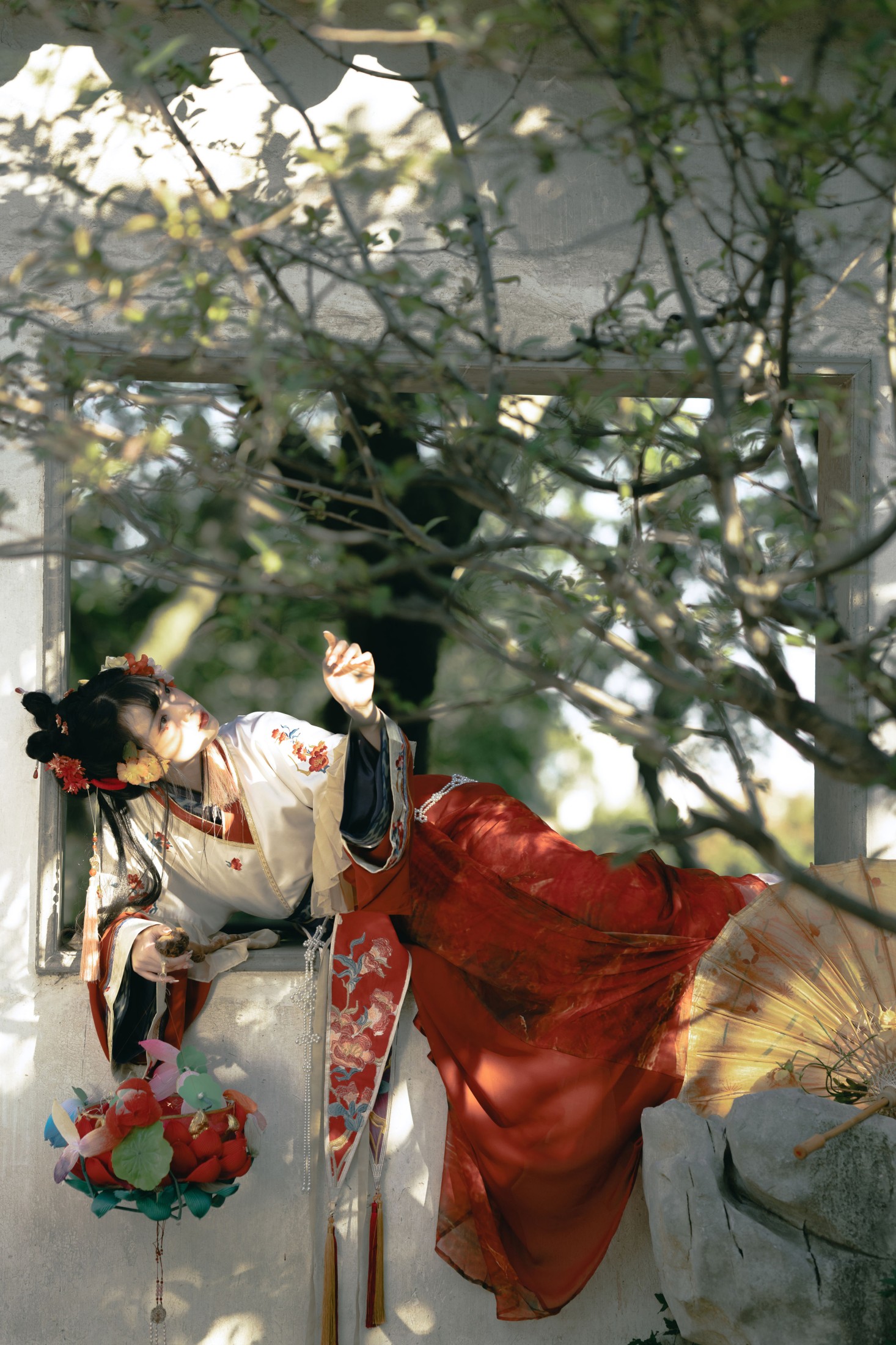 桃迟 – 《园林中的小花妖》[21P]
