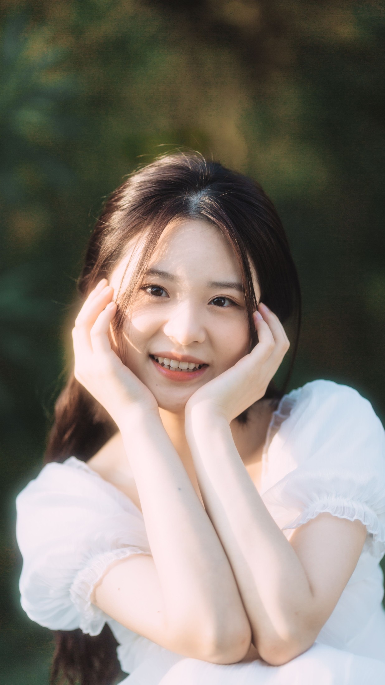 明媚如你