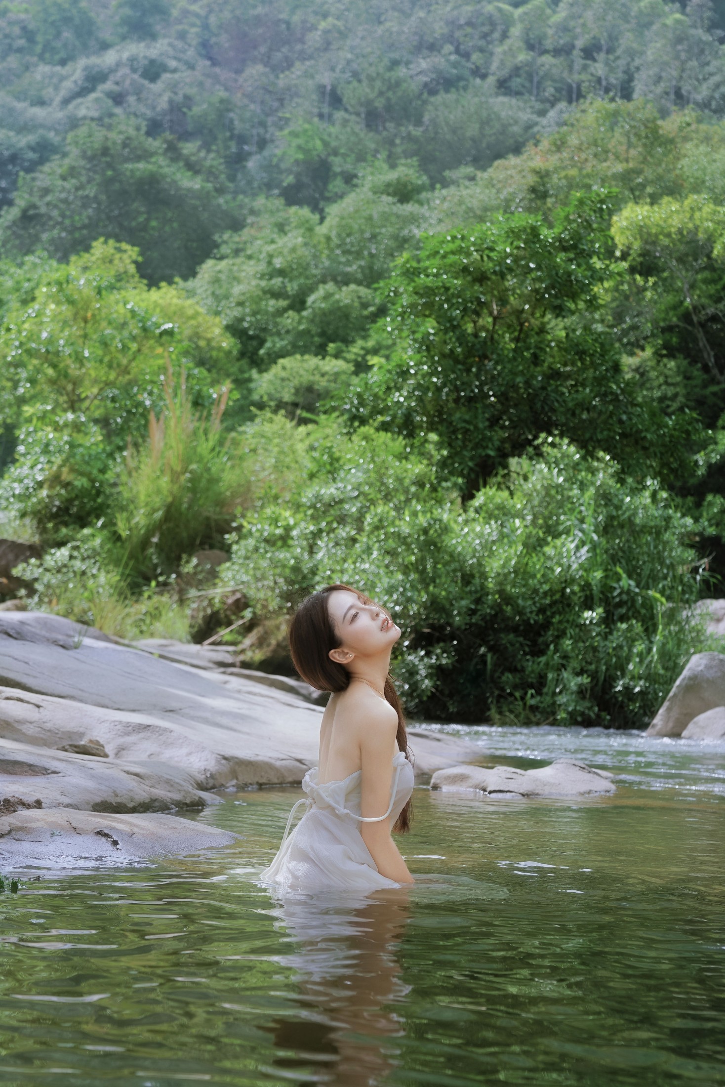 颖儿YY – 《黄裙逐溪・水花漫》[25P]