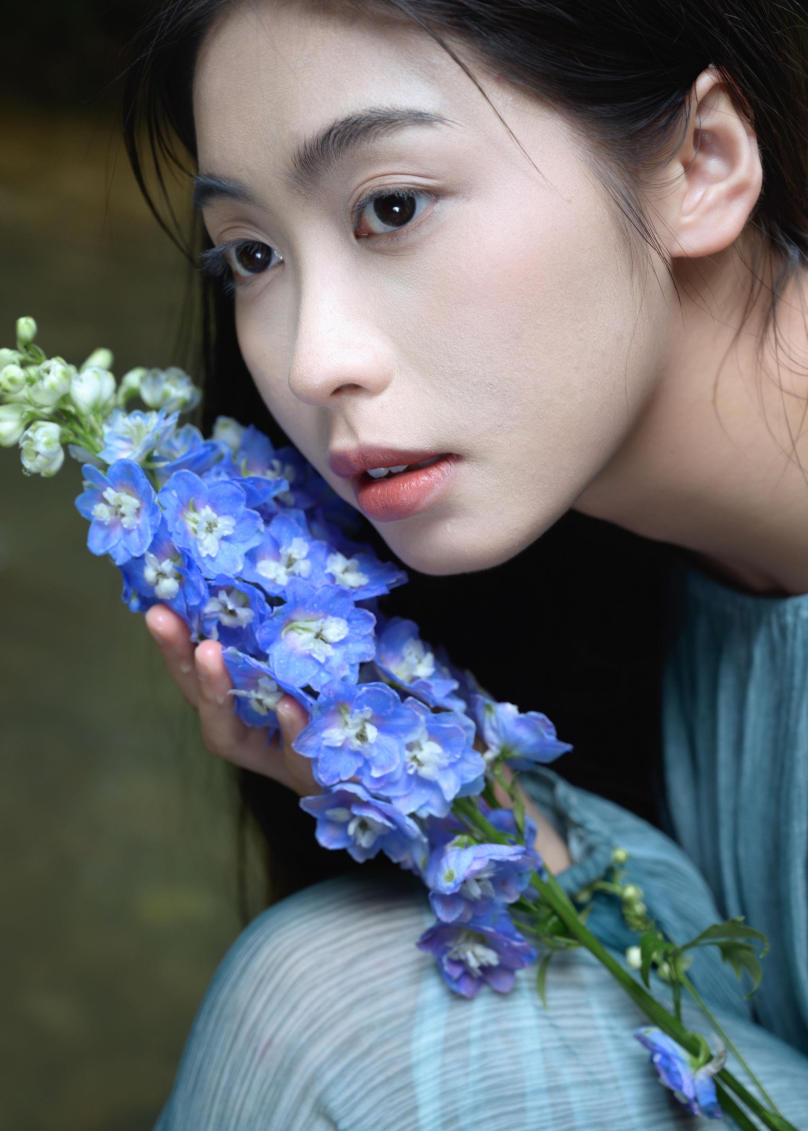 半个月亮 – 《蓝》[19P]