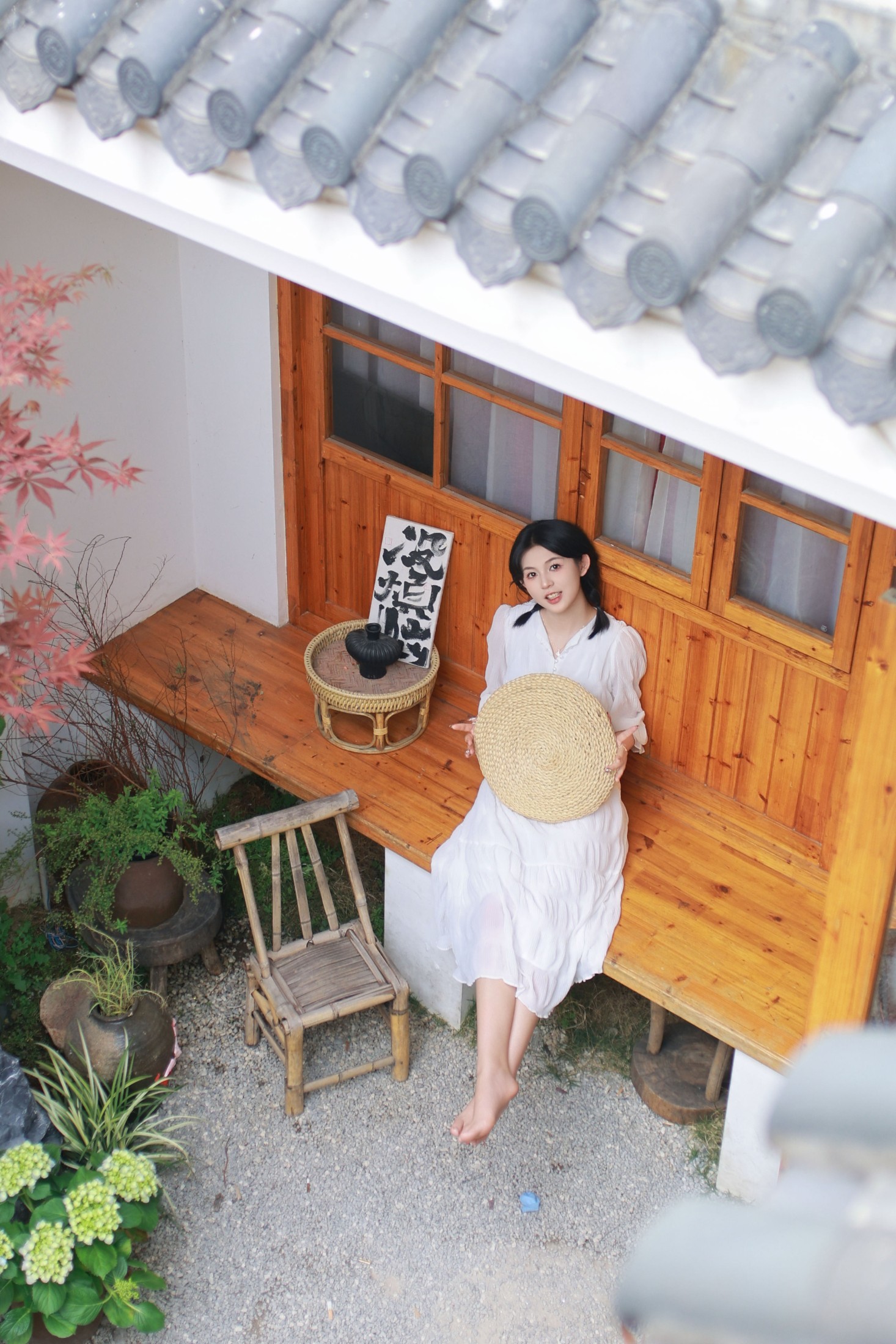 静子子 – 《院子里的金鱼》[13P]