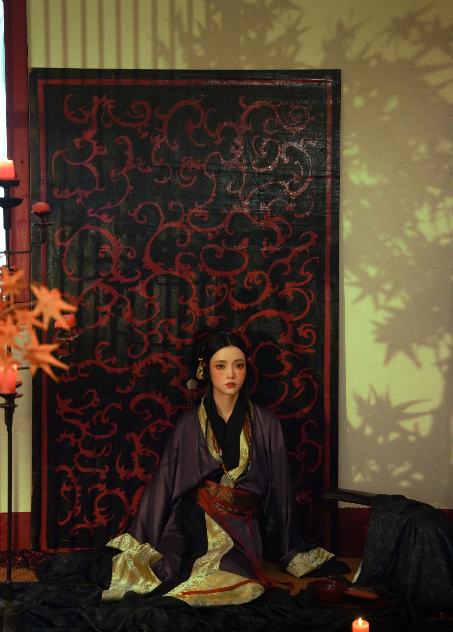 桃迟 – 《长眉红妆，幽微烛火》[14P]