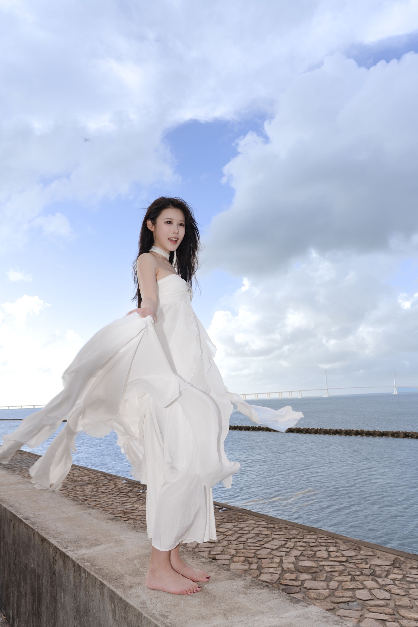 林唯艺 – 《海边的遐想》[23P]