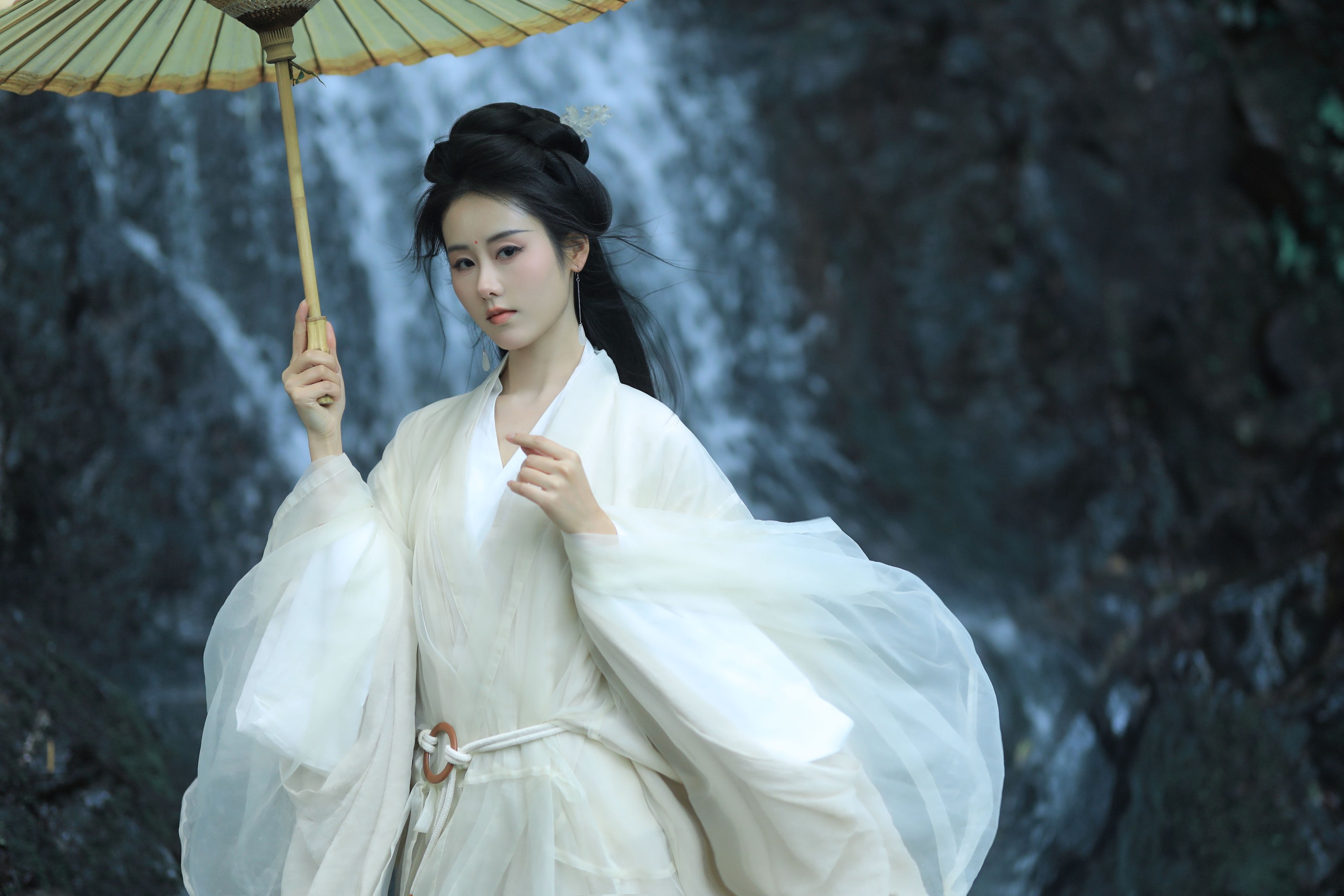 人间月-素尘 – 《山月》[17P]