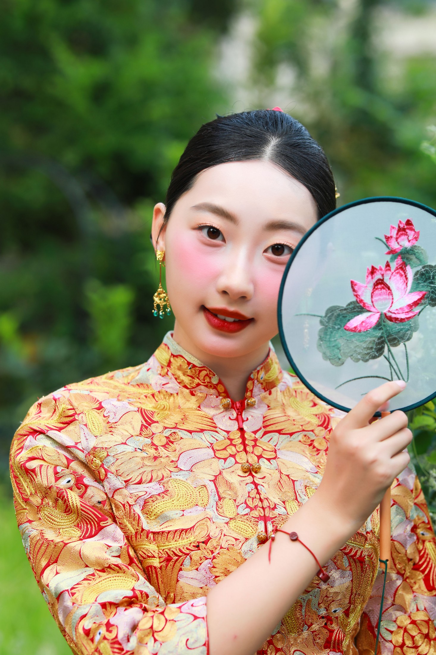 但行好事 – 《龙凤褂写真》[14P]