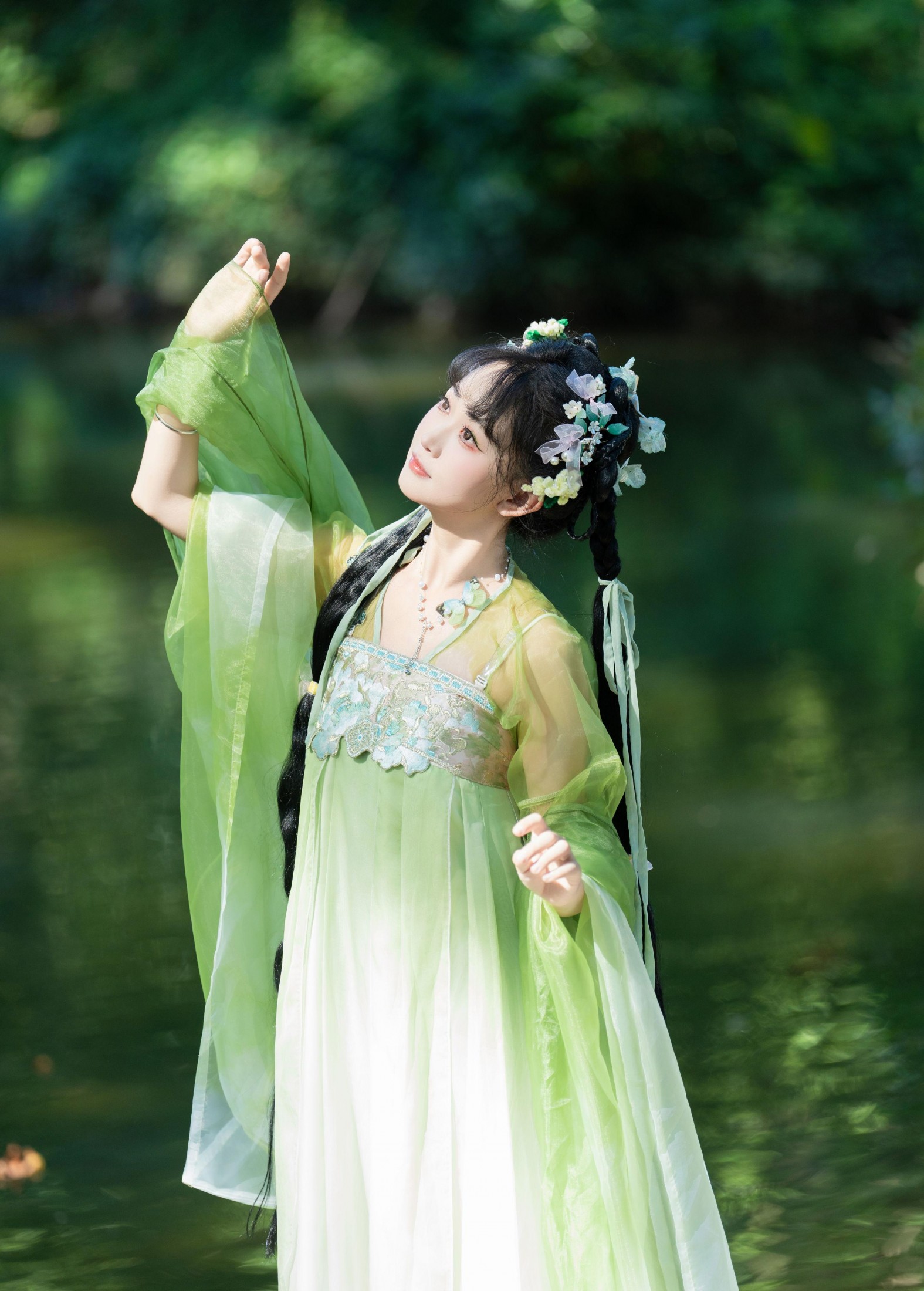 湫一只岁岁 – 《绿》[52P]