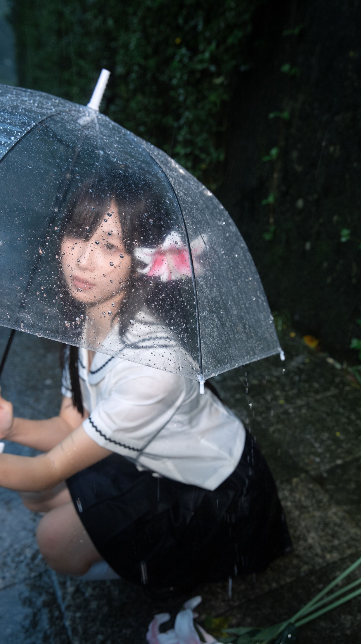 你是常年大雨但不溃烂的森林