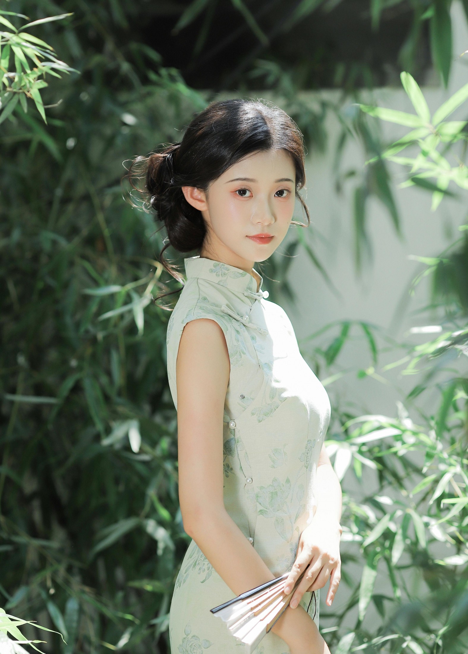 一口烧麦 – 《竹影斑驳》[18P]