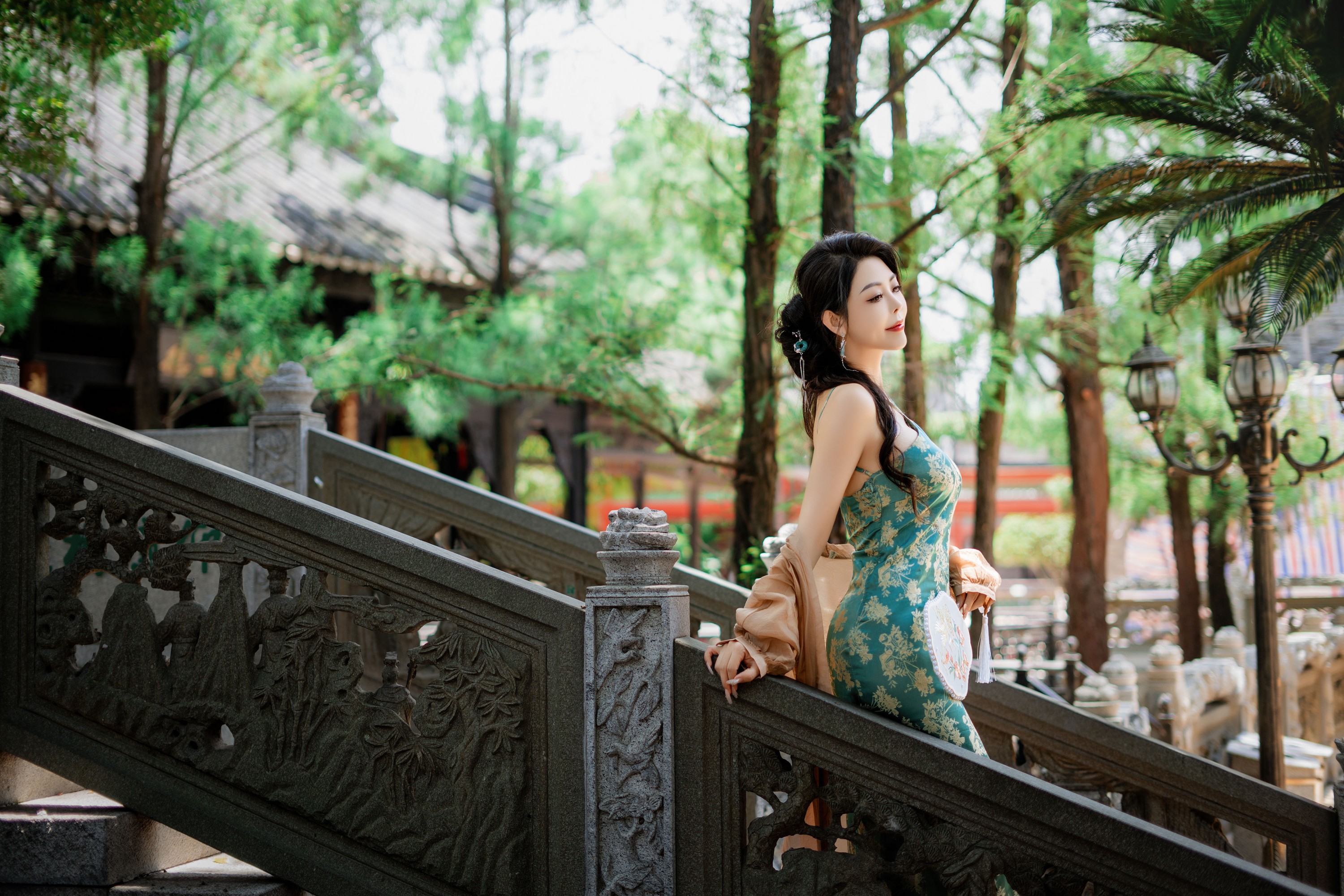 米妮爱美丽 – 《葳蕤年华》[20P]