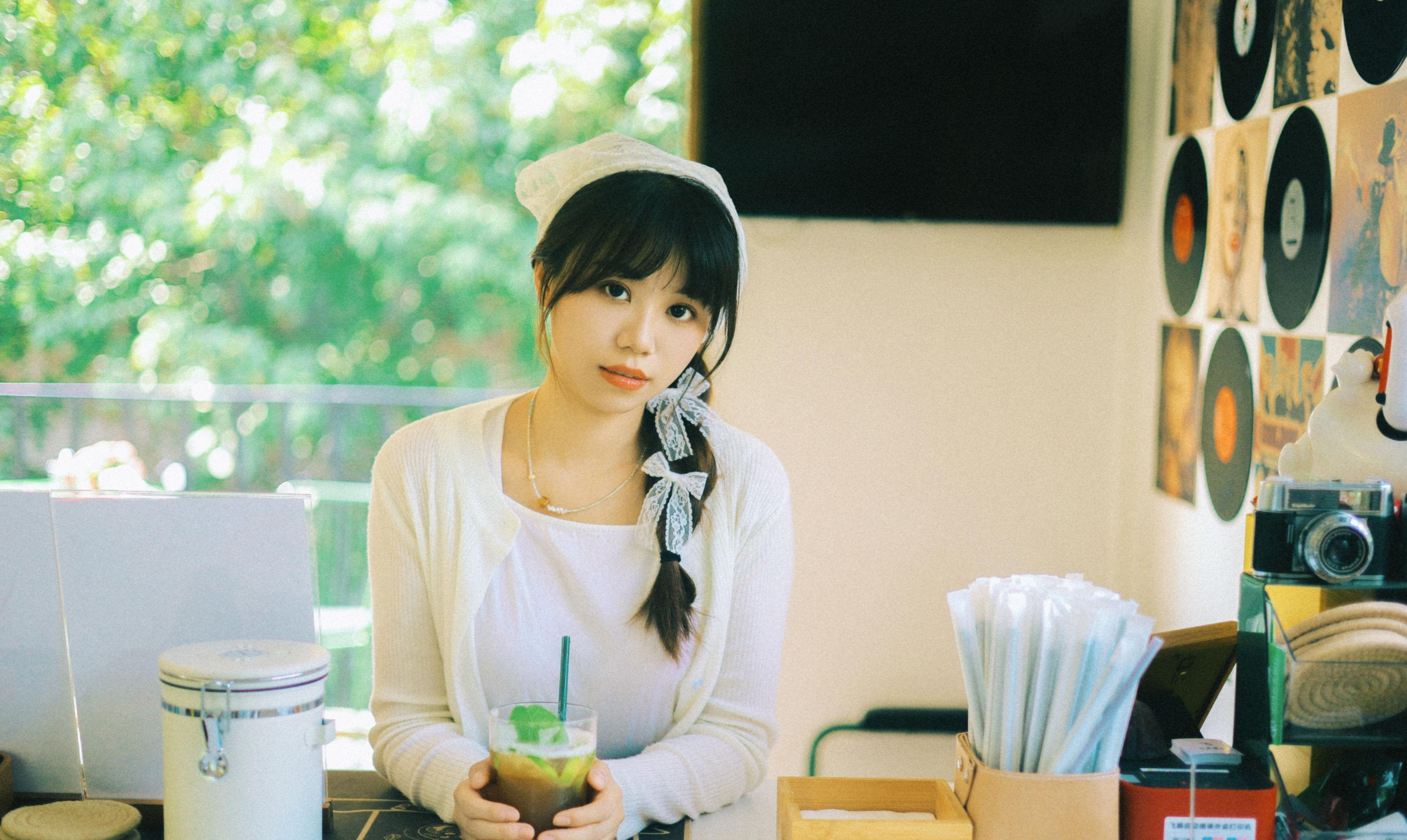 喵喵 – 《咖啡店老板娘》[15P]