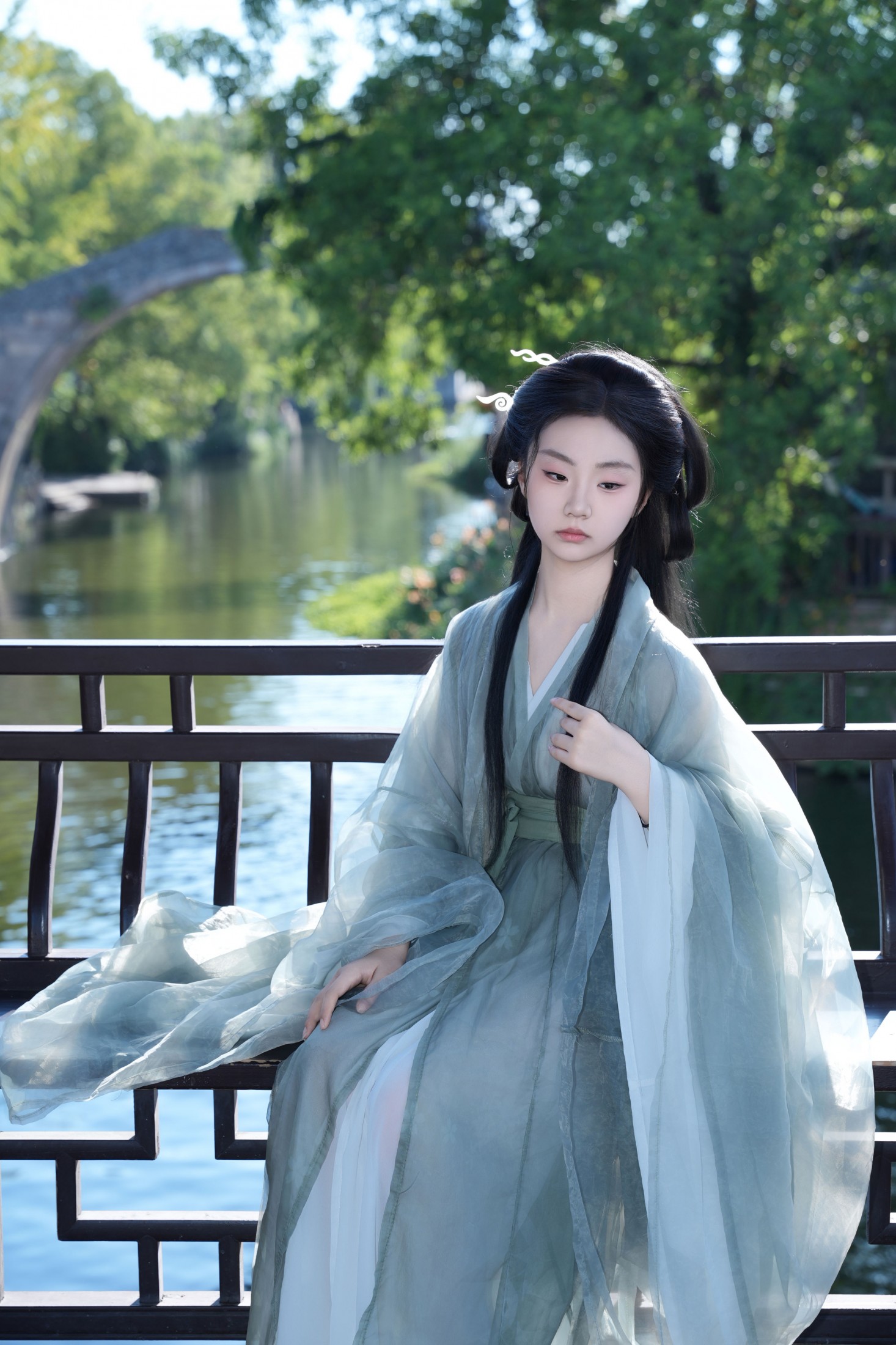 清冷风汉服
