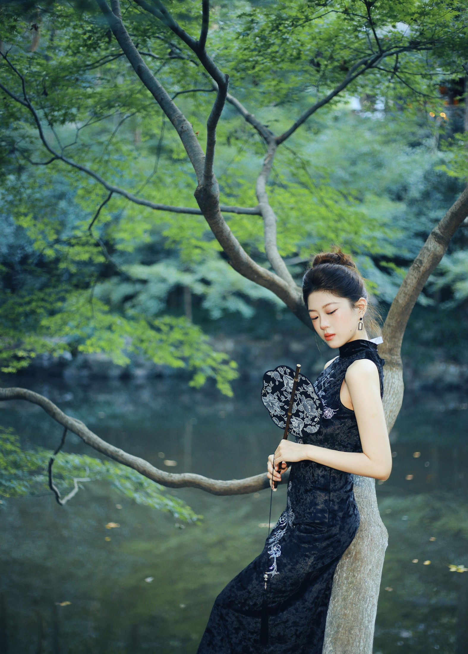 2ii – 《虎跑公园的夏日》[48P]