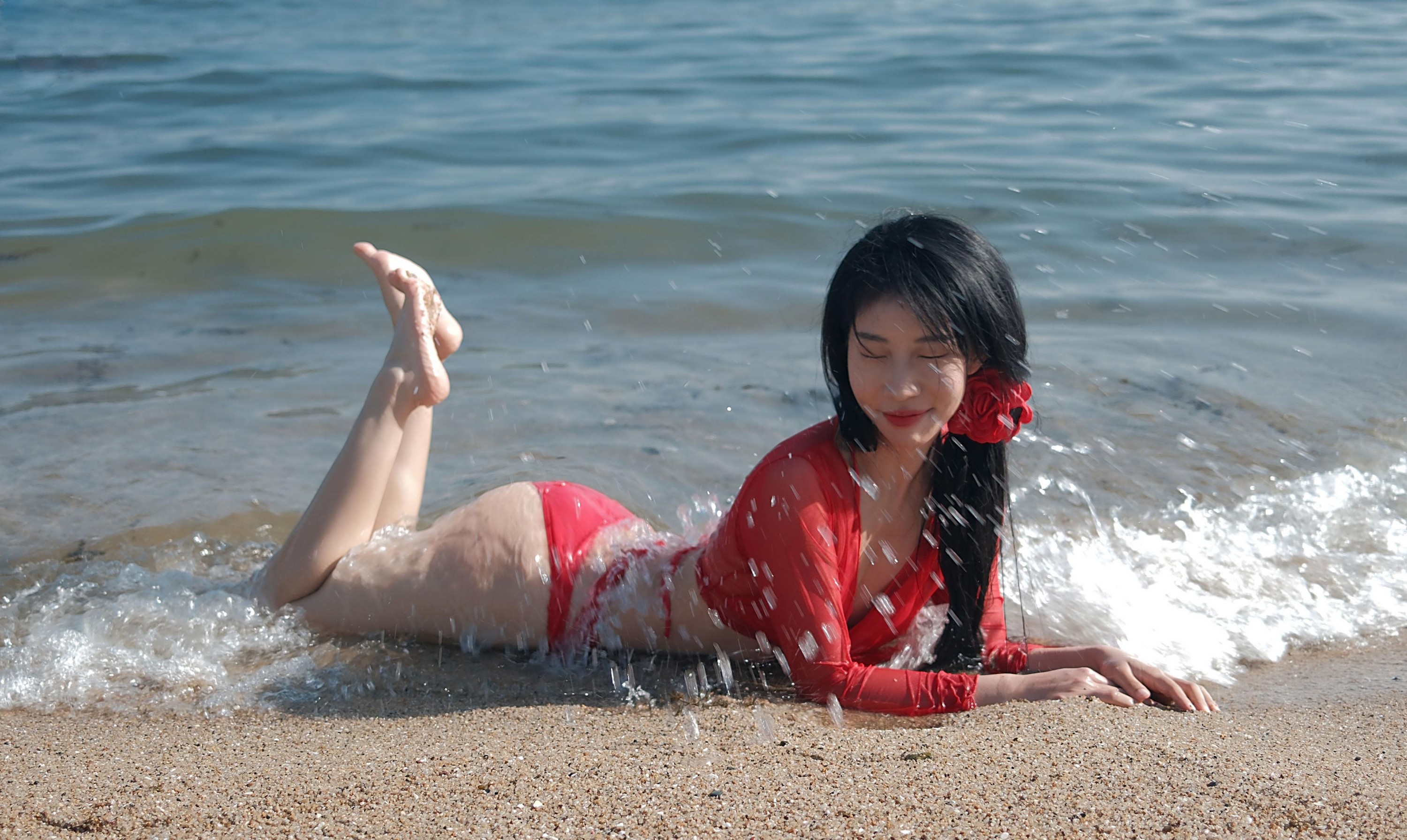 野生模特园子 – 《夏天就要玩水啊》[9P]