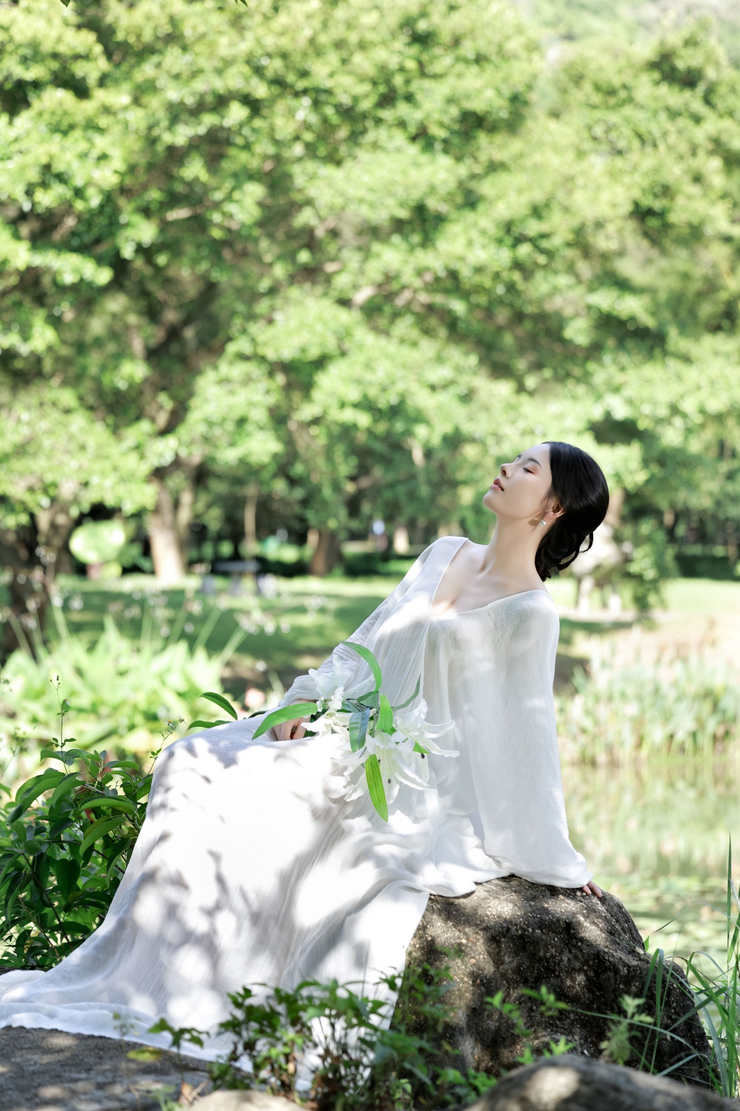 – 《光斑》[17P]