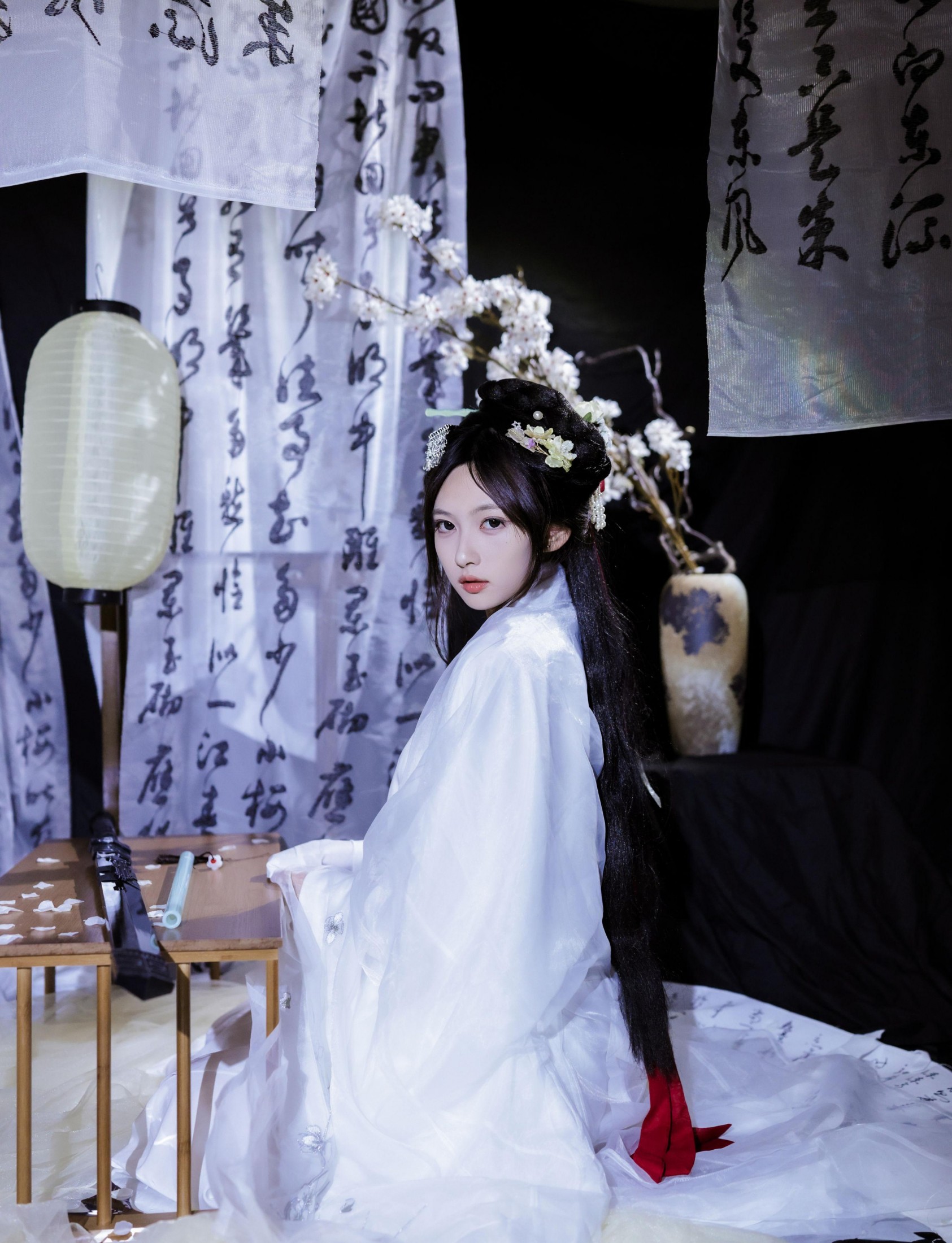 盖盖 – 《梨花》[24P]