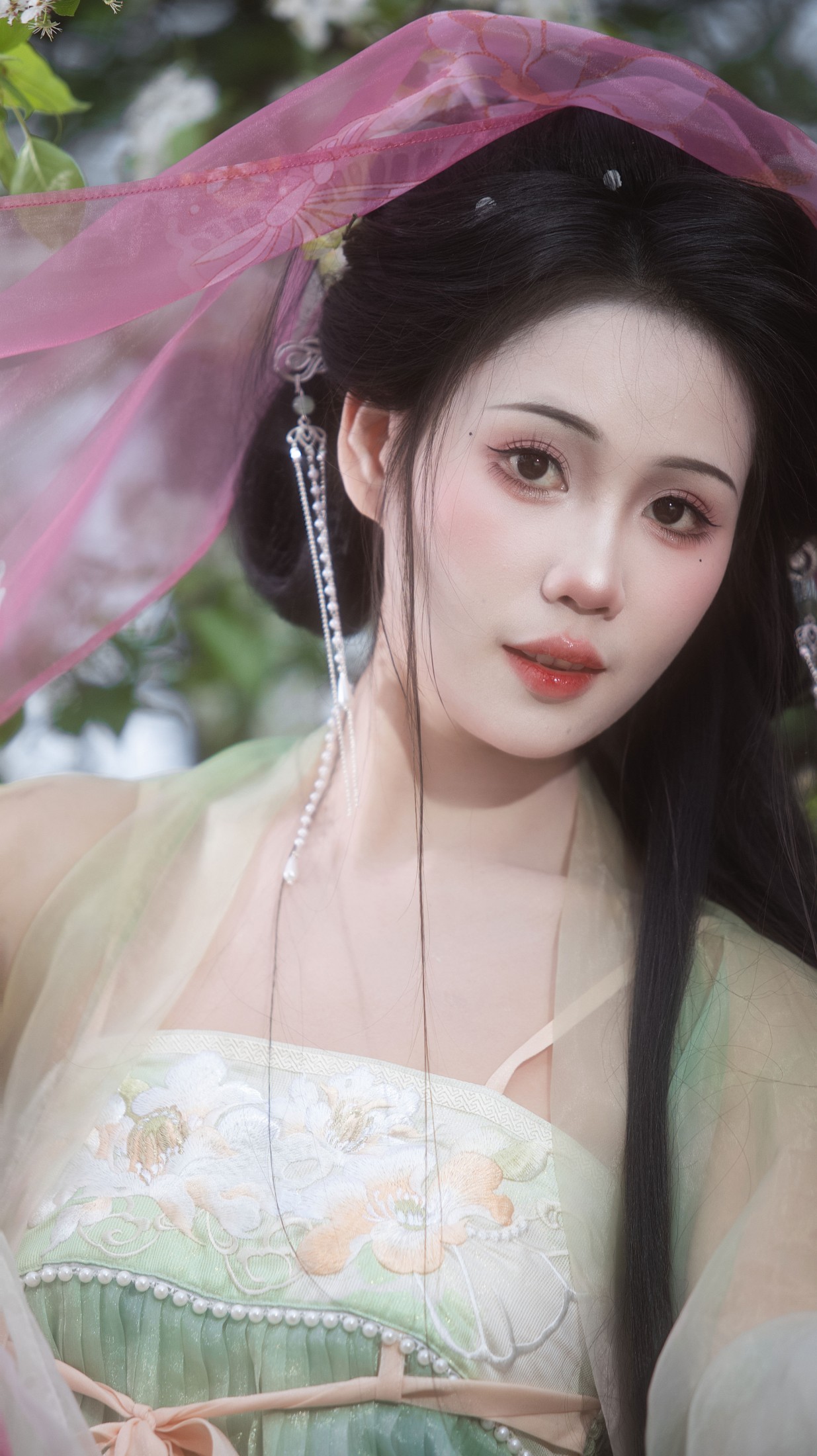海棠未雨, 梨花先雪