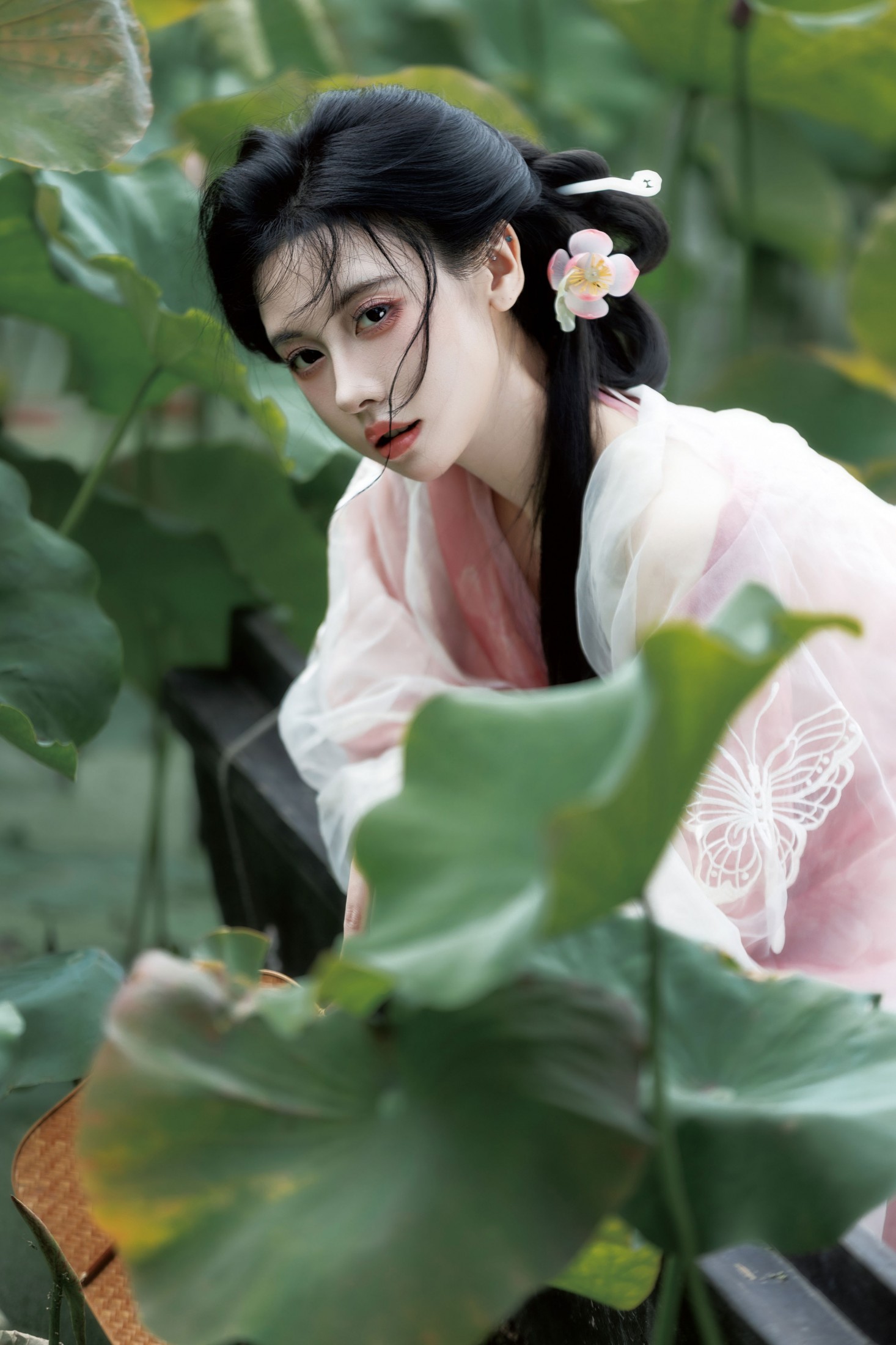 – 《荷》[17P]