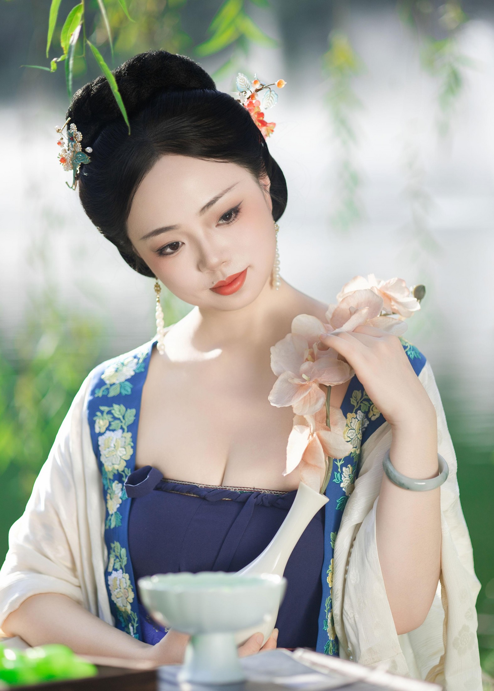 – 《玉貌香腮天赋与，清姿不假铅华。》[12P]