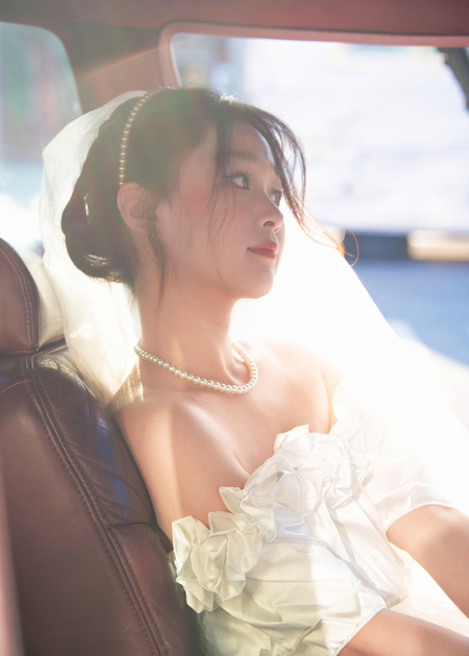 – 《趁我鲜活，不允许任何人熄灭我》[21P]